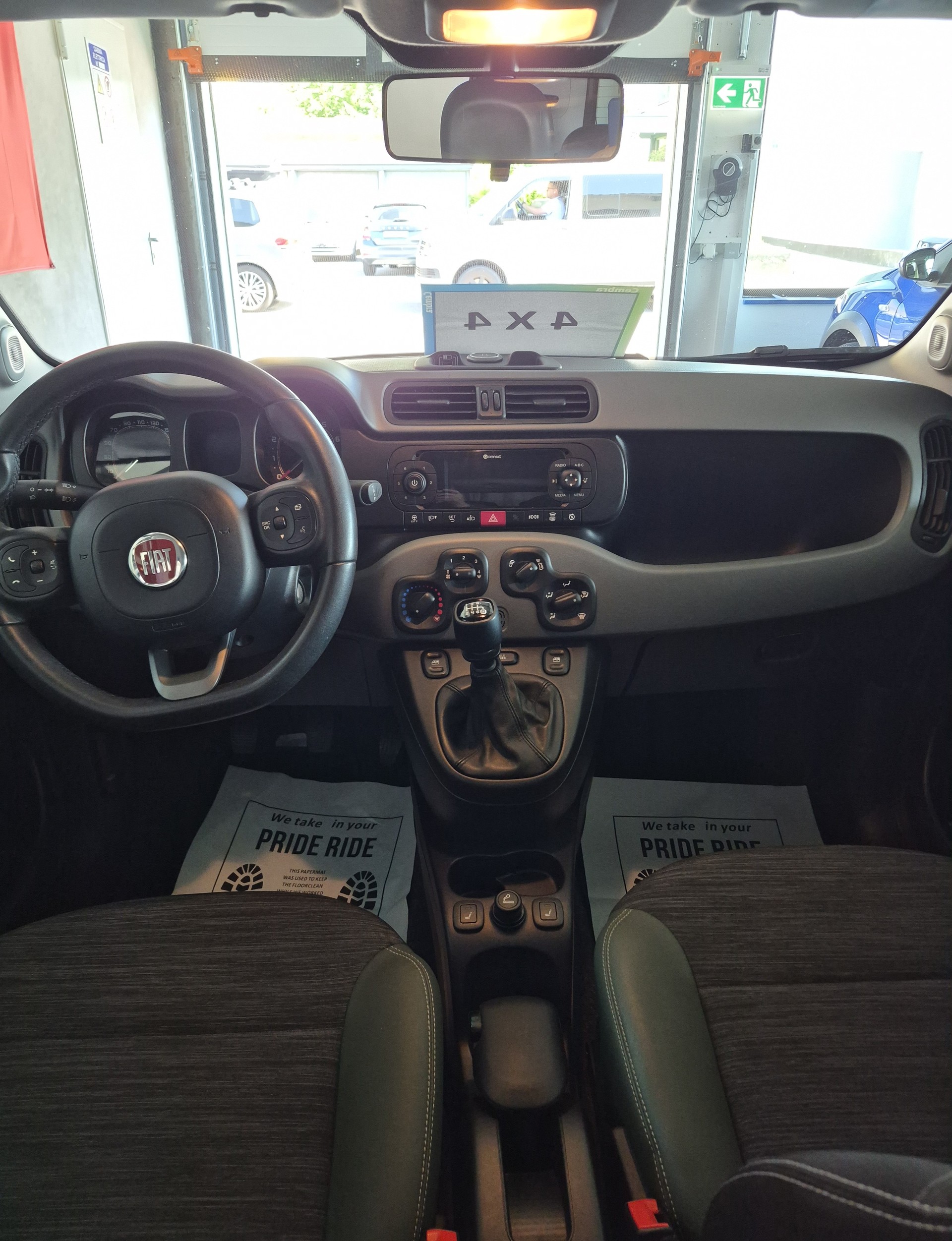 FIAT Panda 0.9 Twinair Turbo - 4x4-image-4