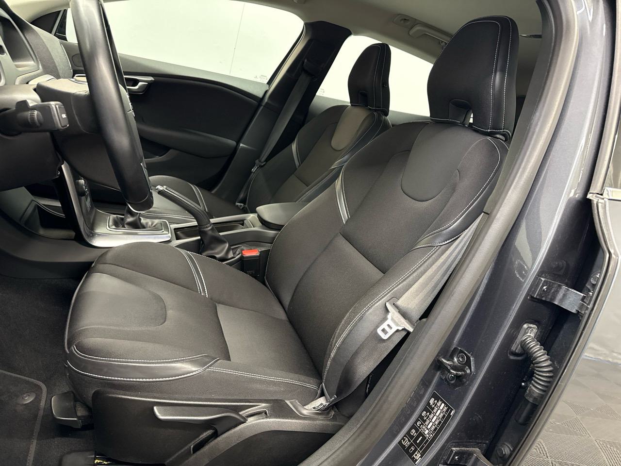 VOLVO V40 D3 Kinetic-showroom-element-3