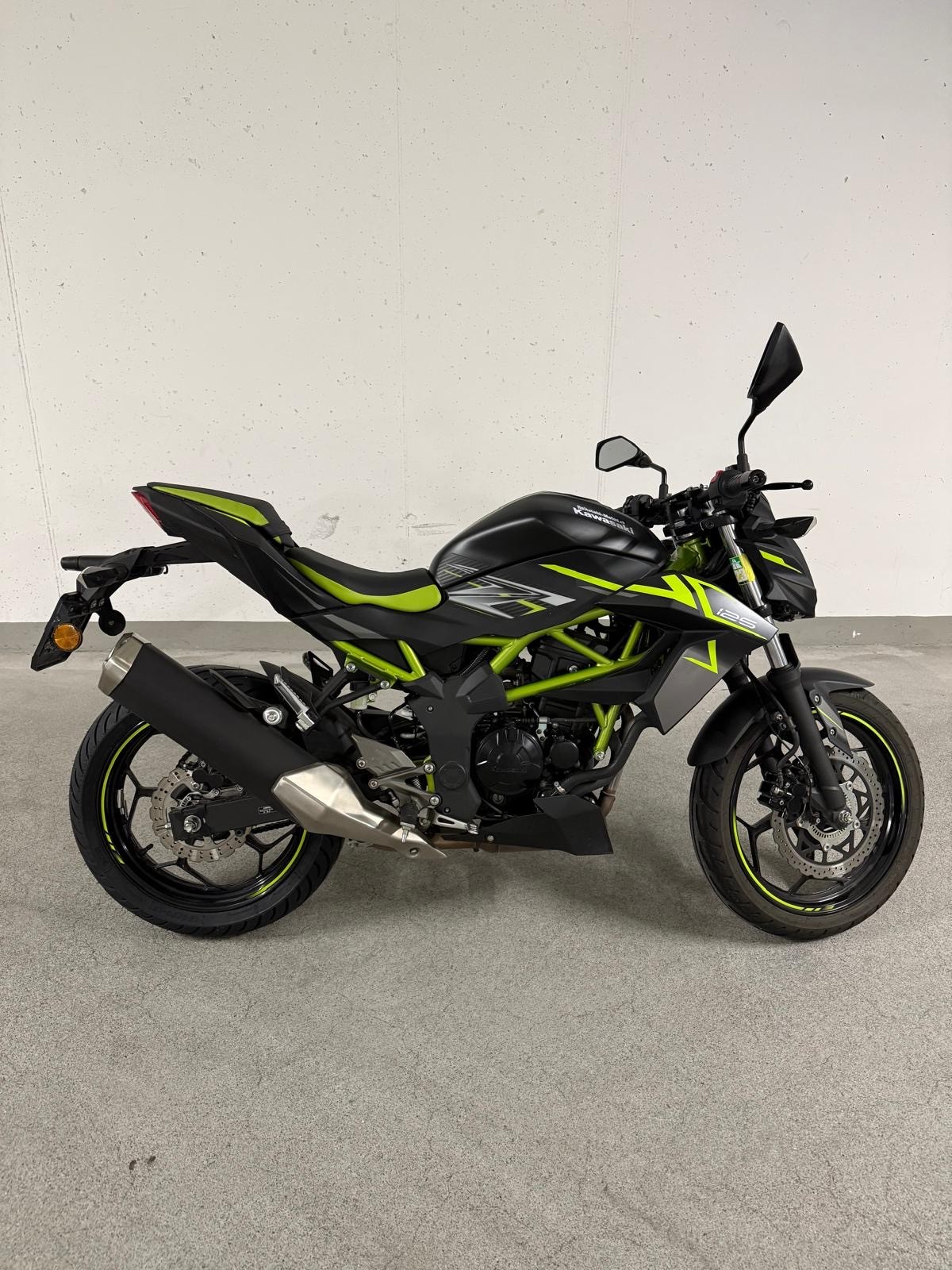 KAWASAKI Z 125-image-0
