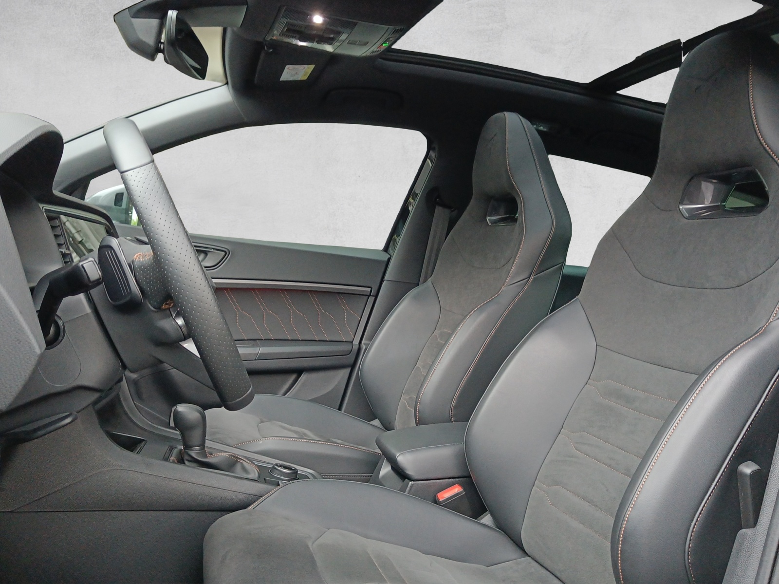 CUPRA Ateca 2.0 TSI VZ 4Drive DSG*5J Garantie*AHK*Panoramadach*-image-8