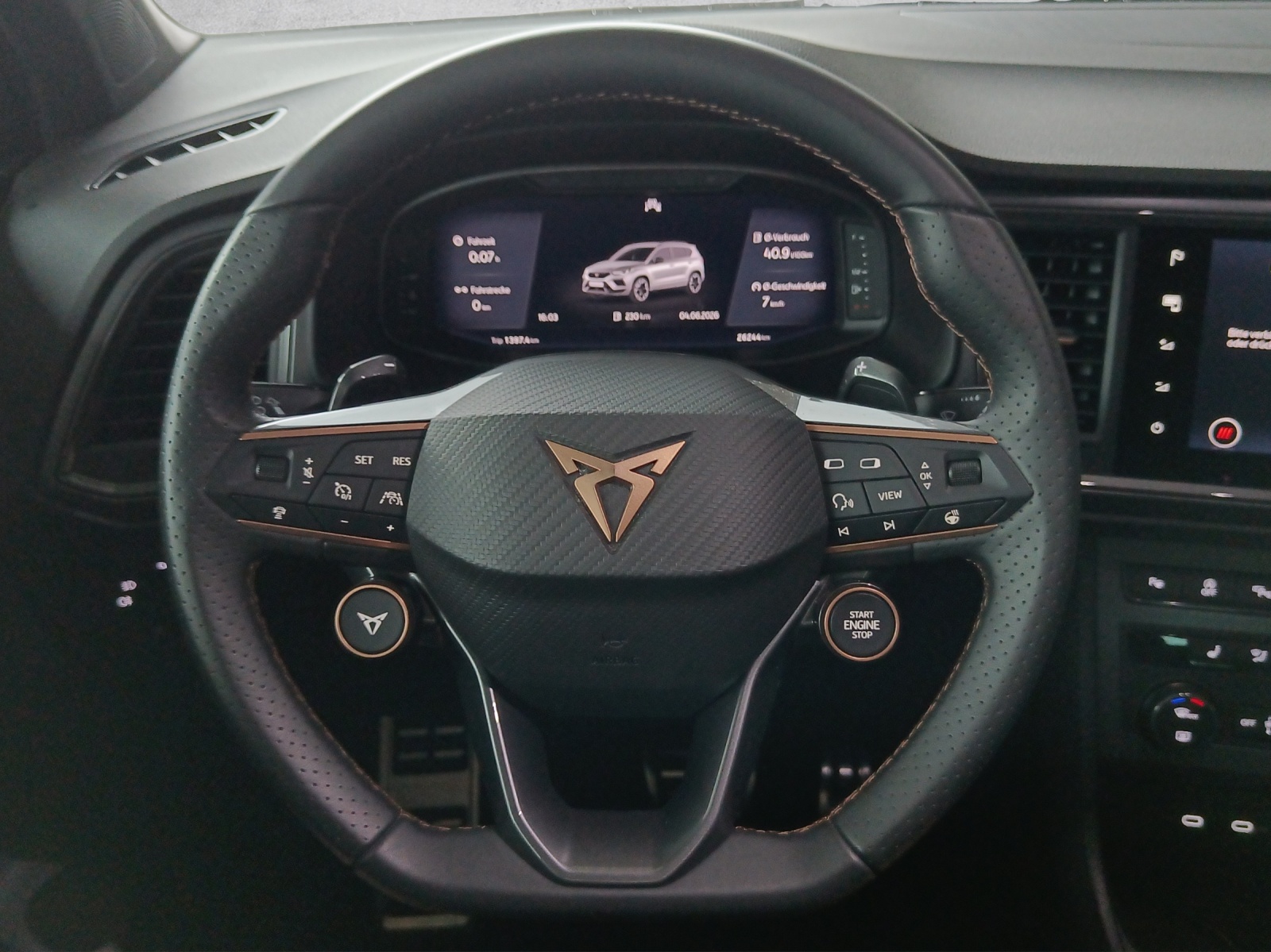 CUPRA Ateca 2.0 TSI VZ 4Drive DSG*5J Garantie*AHK*Panoramadach*-image-9