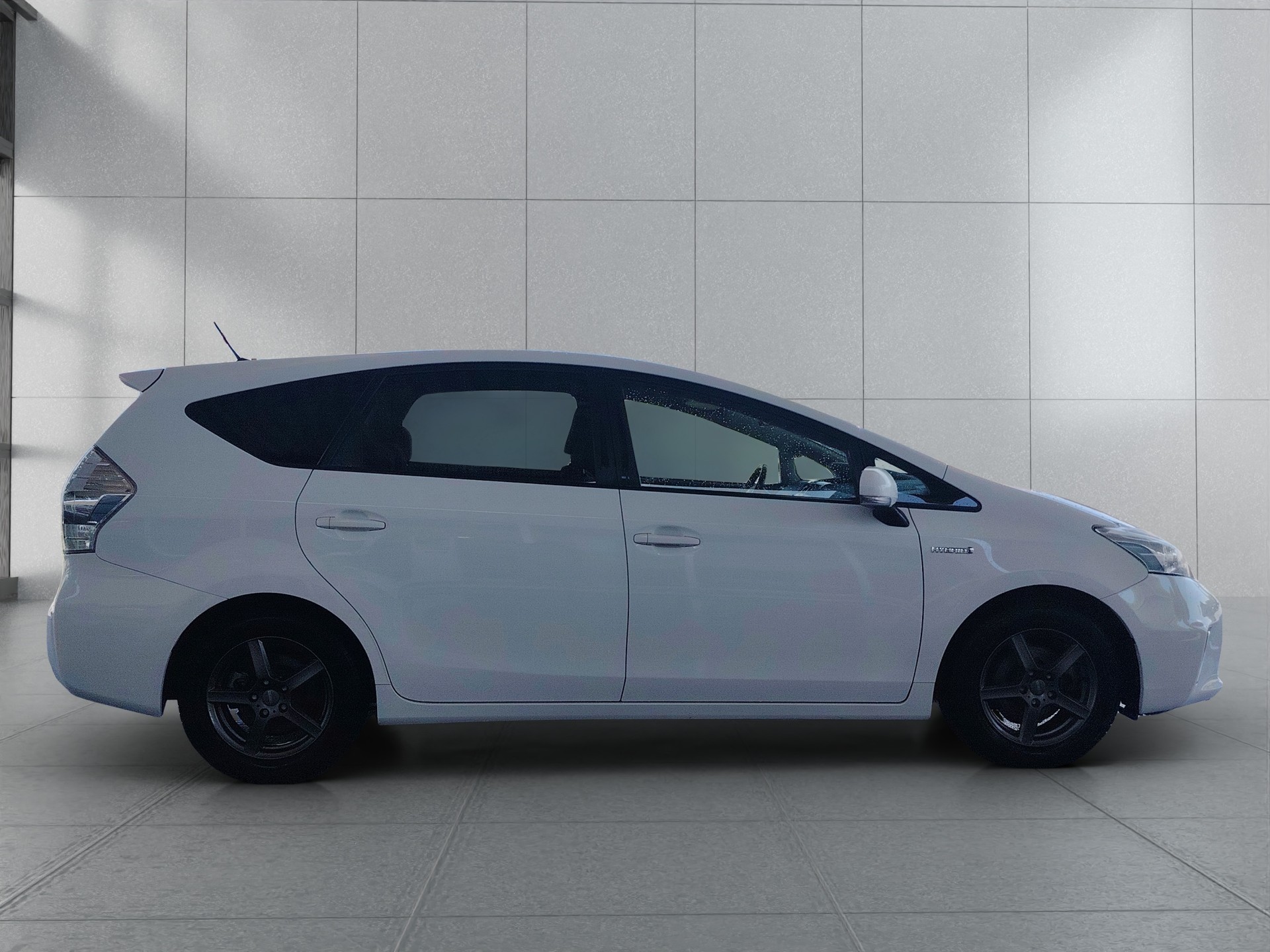 TOYOTA Prius+ 1.8 VVT-i HSD Luna-image-6