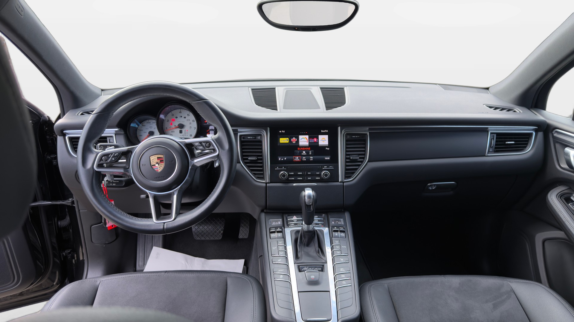PORSCHE Macan PDK-image-13