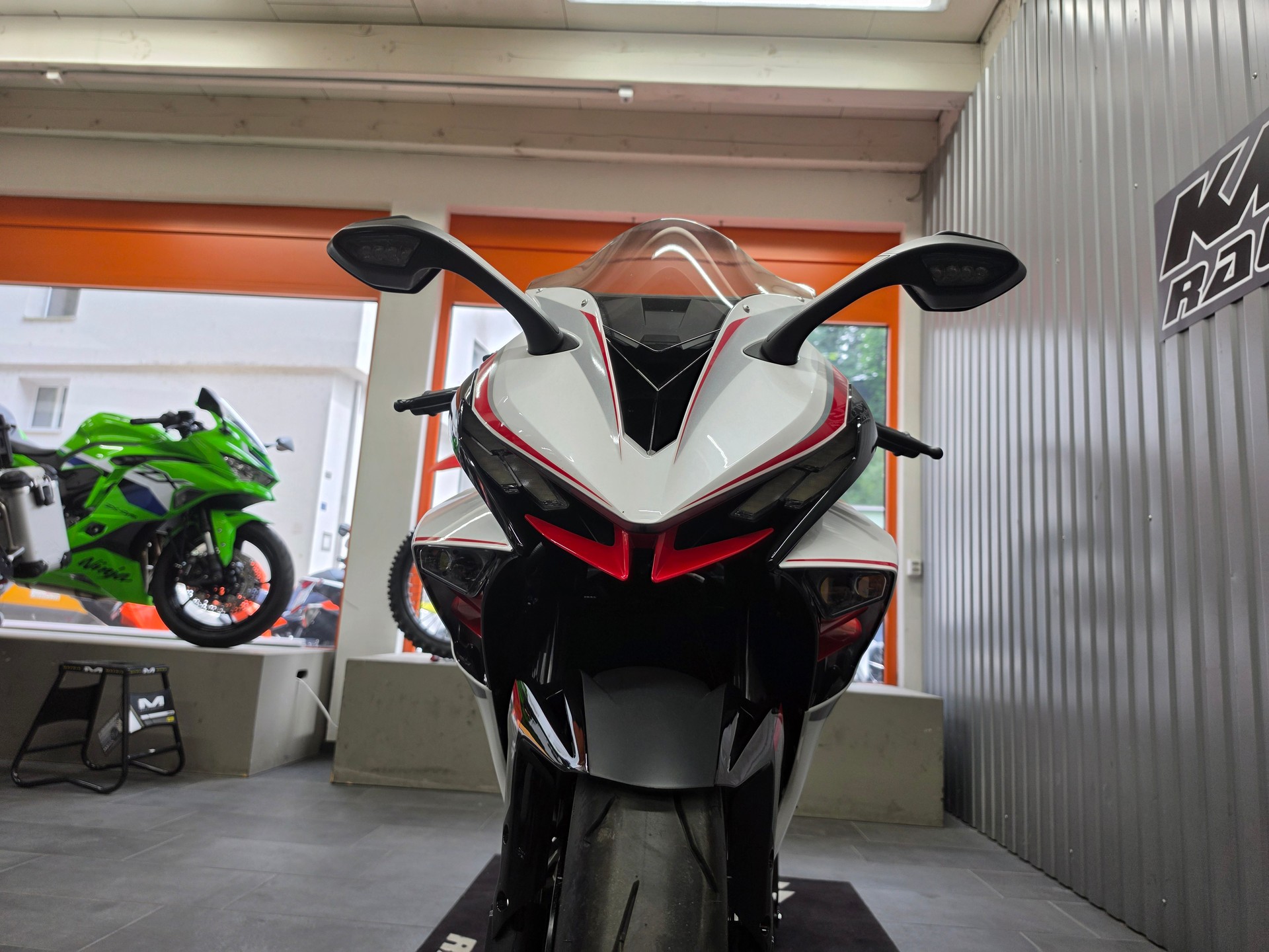 ZONTES 703 RR-showroom-element-3