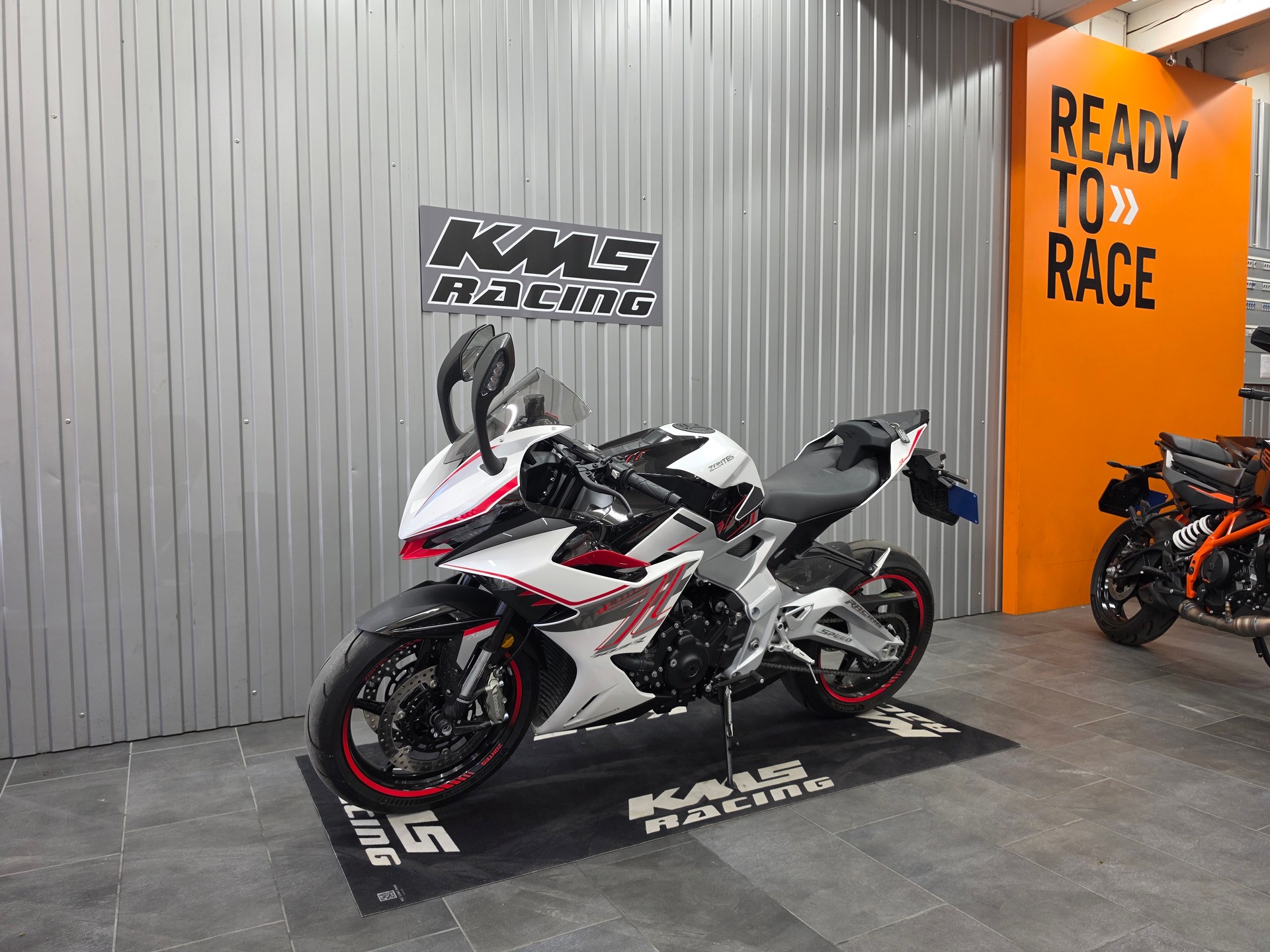ZONTES 703 RR-showroom-element-2