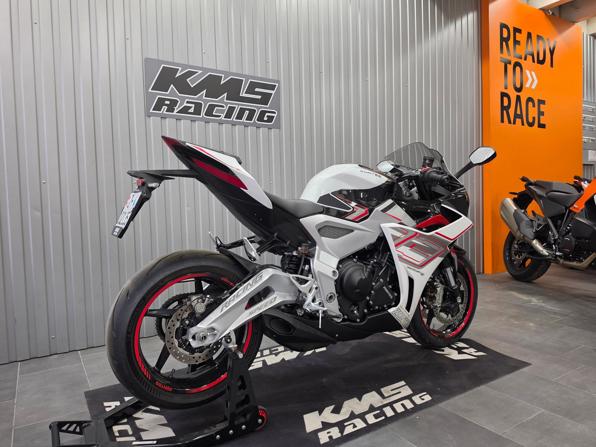 ZONTES 703 RR-showroom-element-1