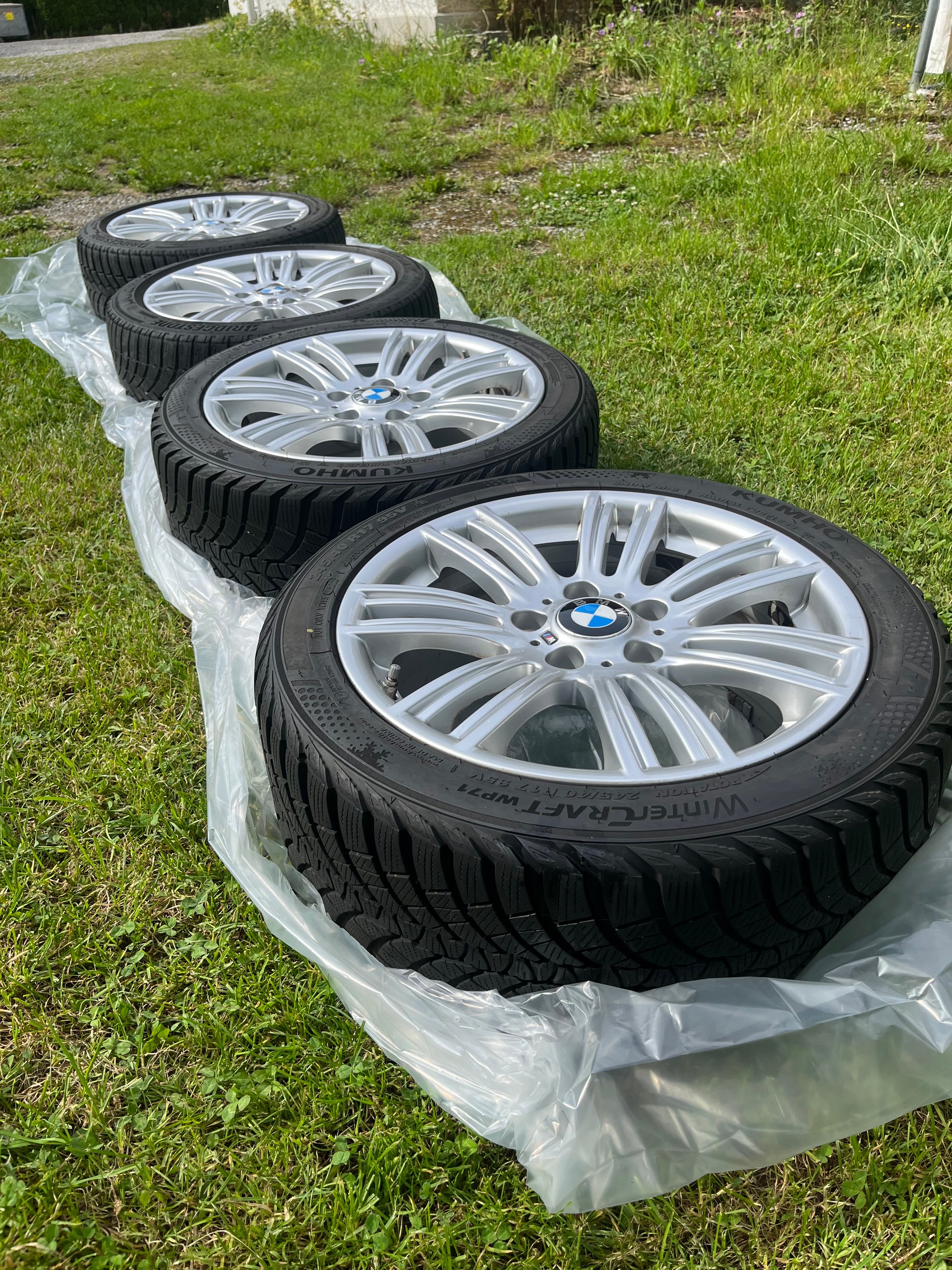 BMW 125i Edition M Sport Steptronic-image-5