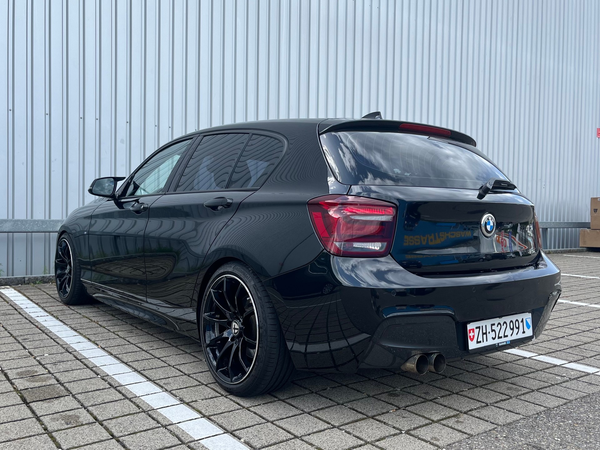 BMW 125i Edition M Sport Steptronic-image-2