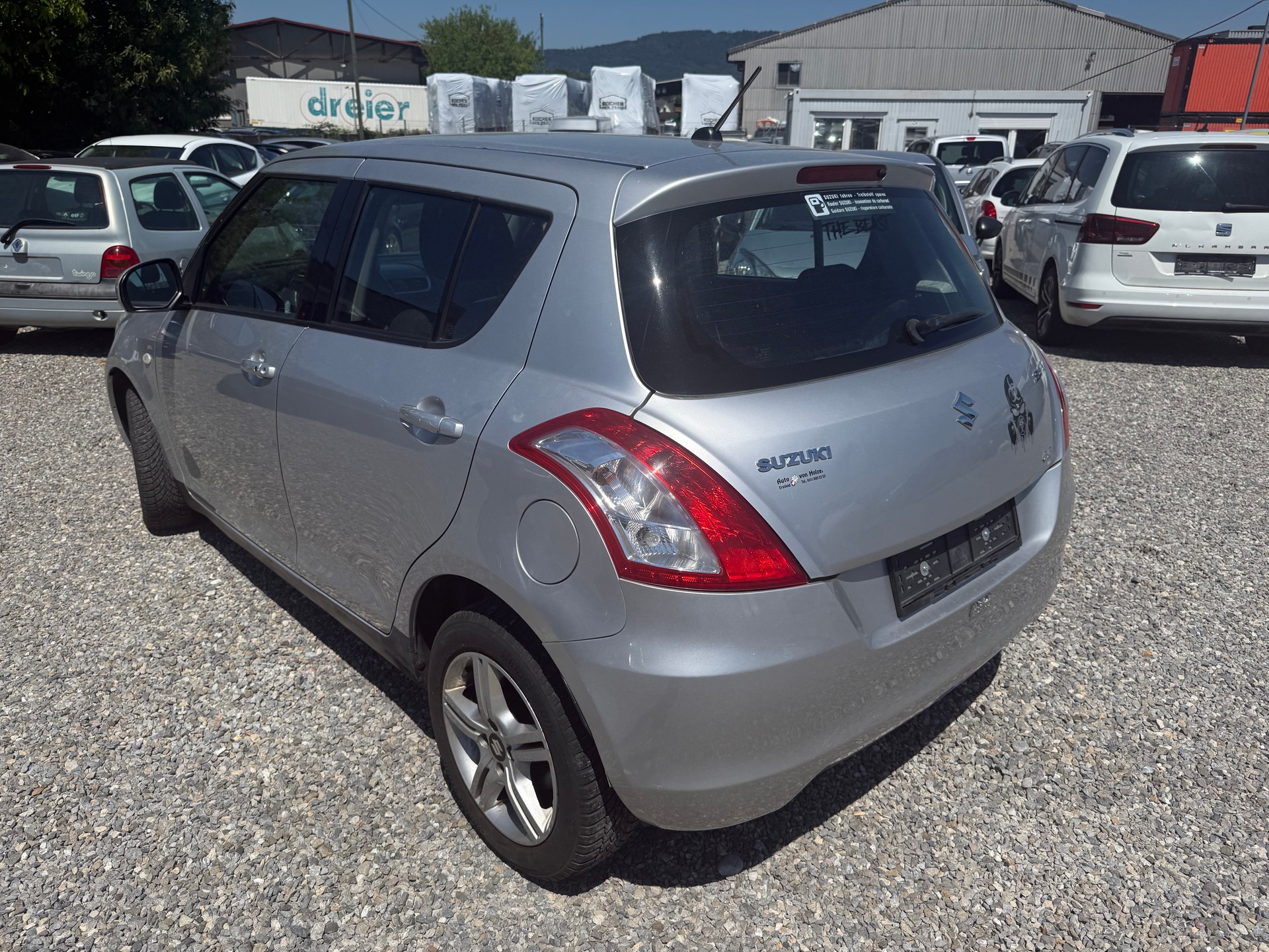 SUZUKI Swift 1.2i 16V GL 4x4-image-3
