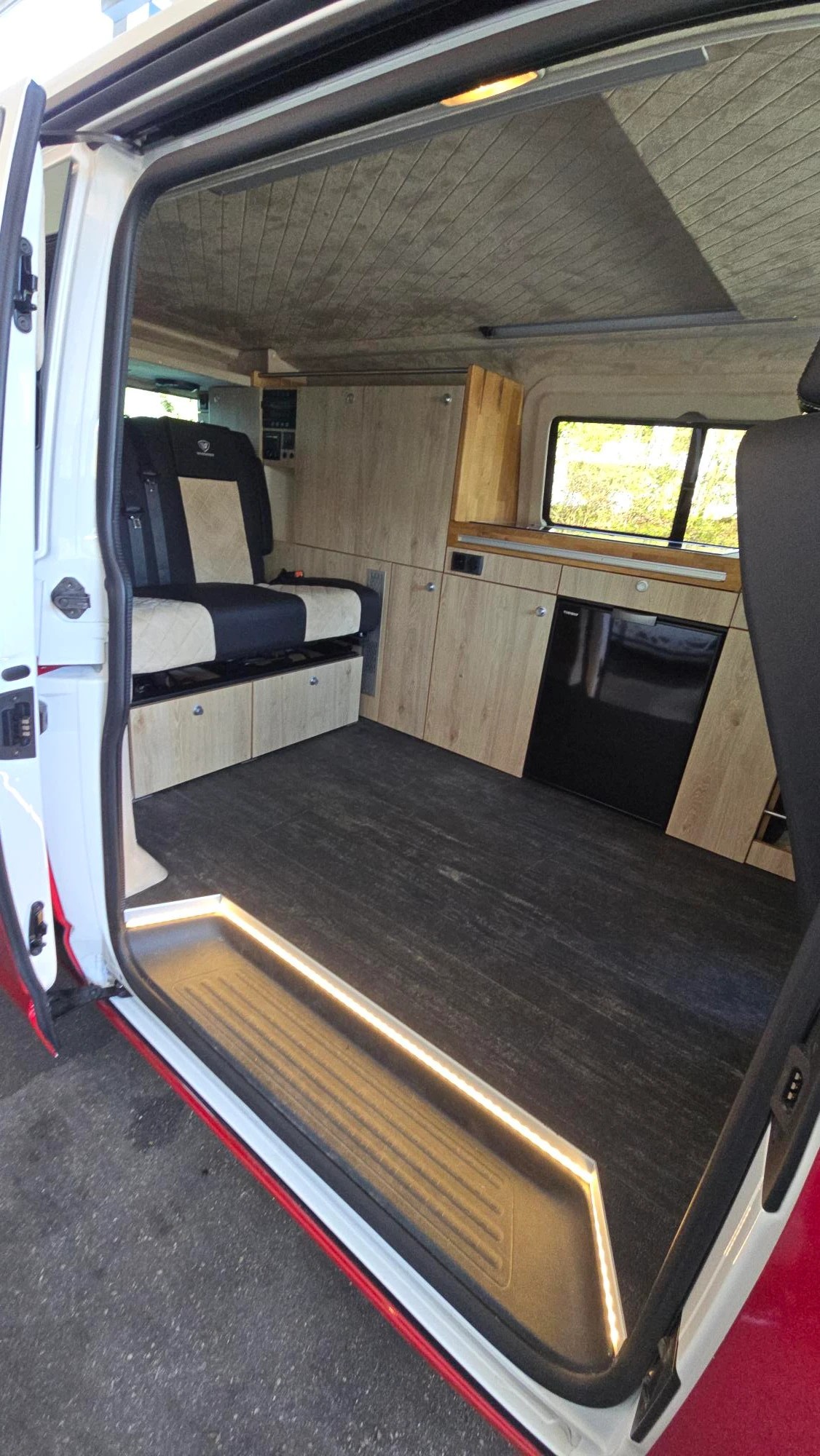 VW Wanderer Special Edition-image-11