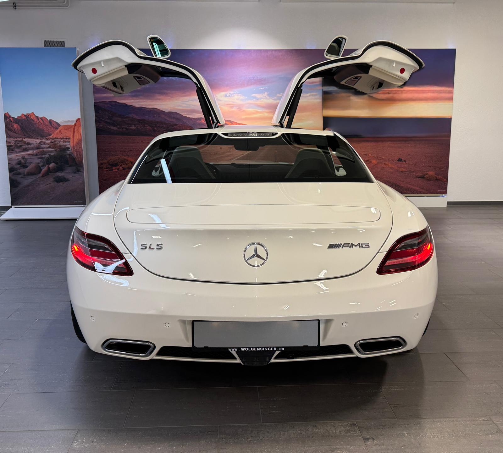 MERCEDES-BENZ SLS AMG Coupé-image-5