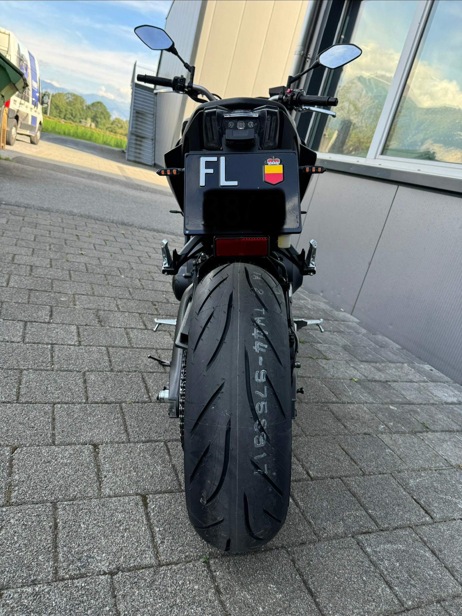 YAMAHA MT-09 ABS-image-3
