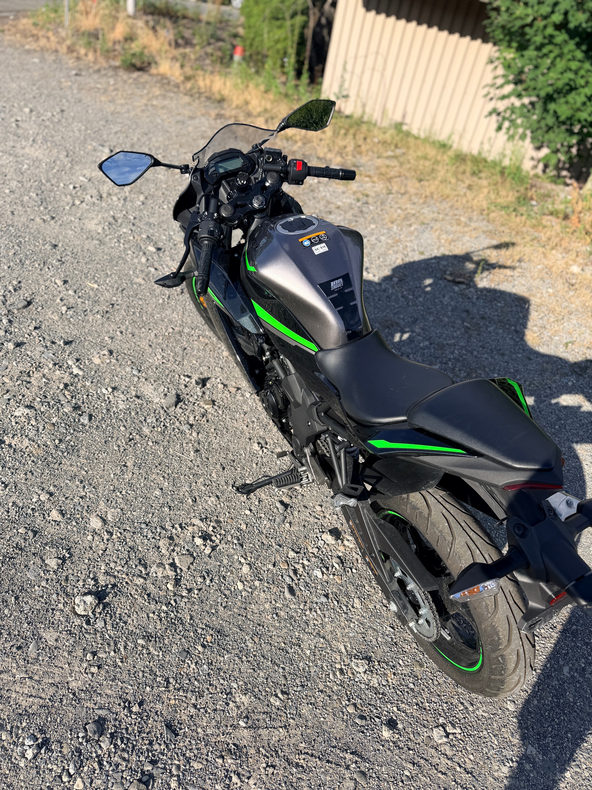 KAWASAKI Ninja 125-image-5