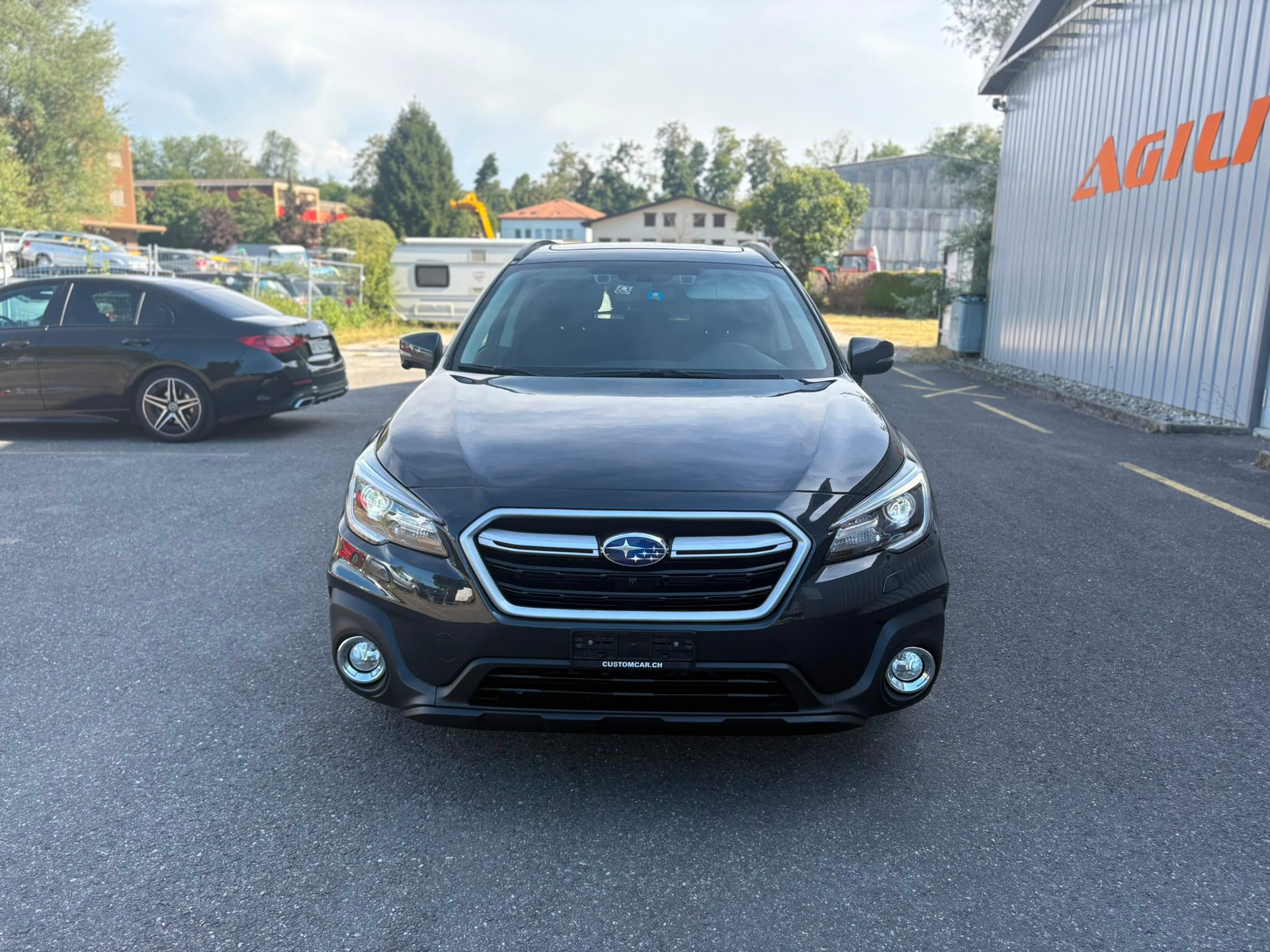 SUBARU Outback 2.5i Swiss AWD Lineartronic-image-2