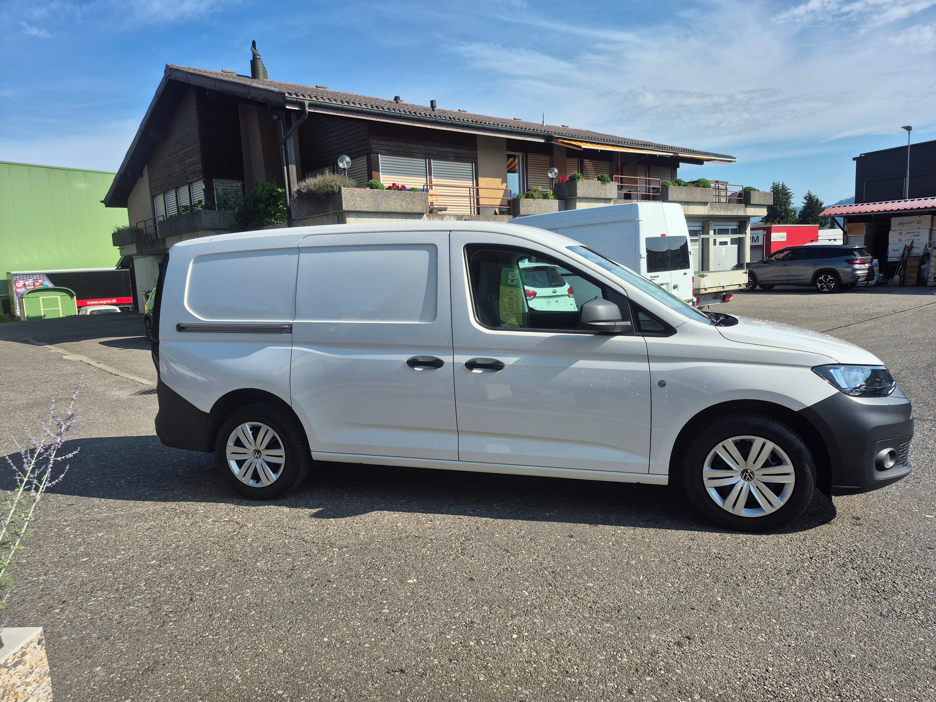 VW Caddy Cargo 2.0TDI Maxi-showroom-element-3