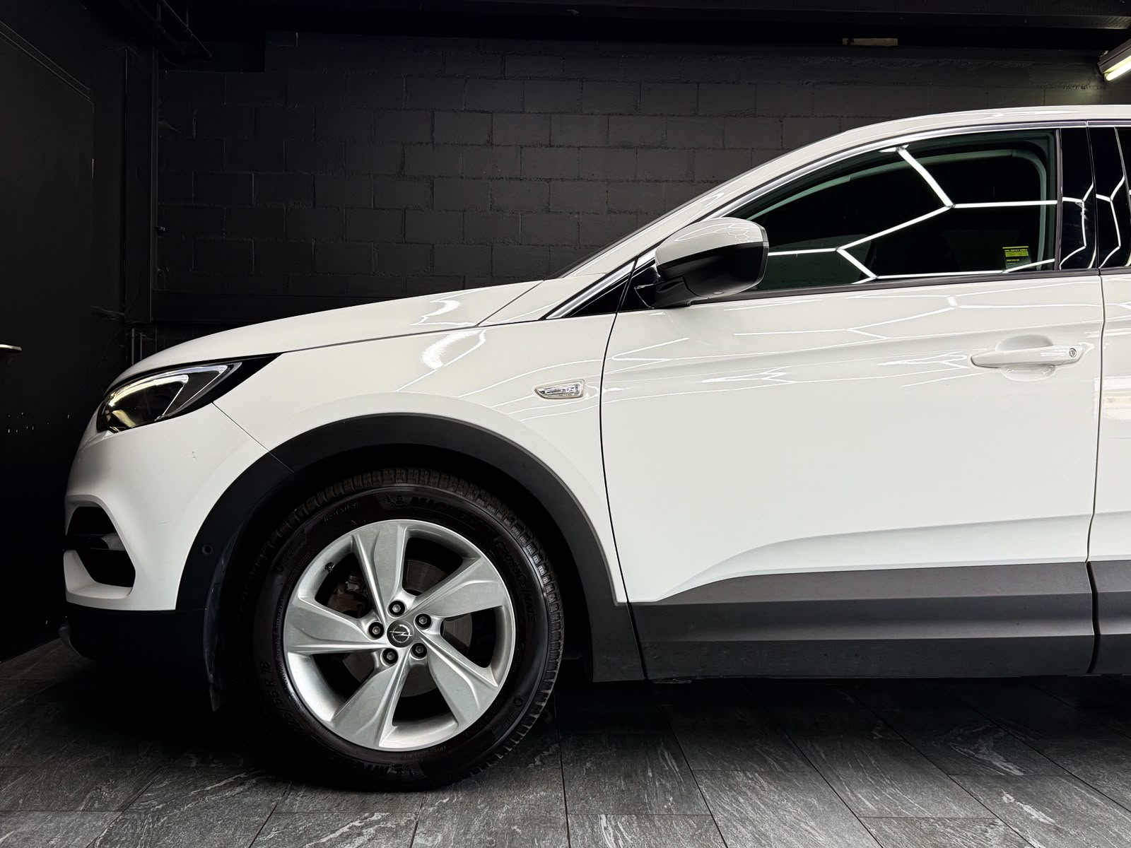 OPEL Grandland X 1.6 TP Ultimate Automatik-image-4