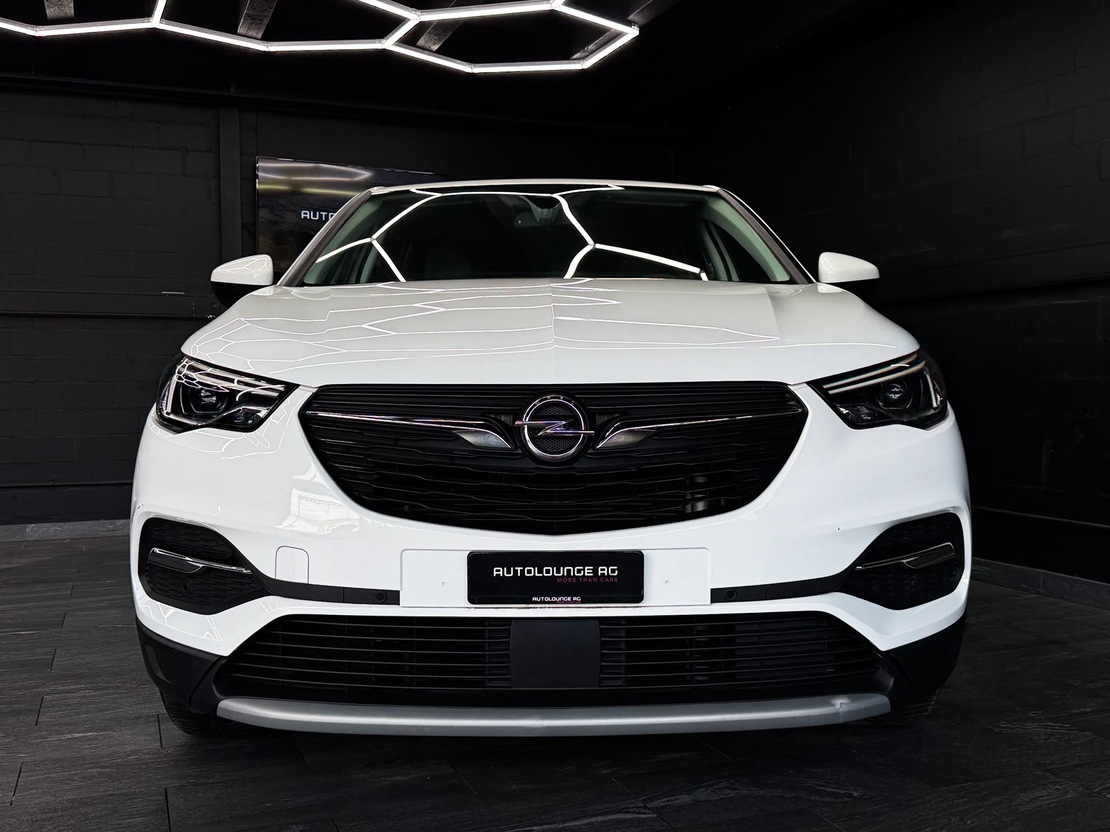 OPEL Grandland X 1.6 TP Ultimate Automatik-showroom-element-1