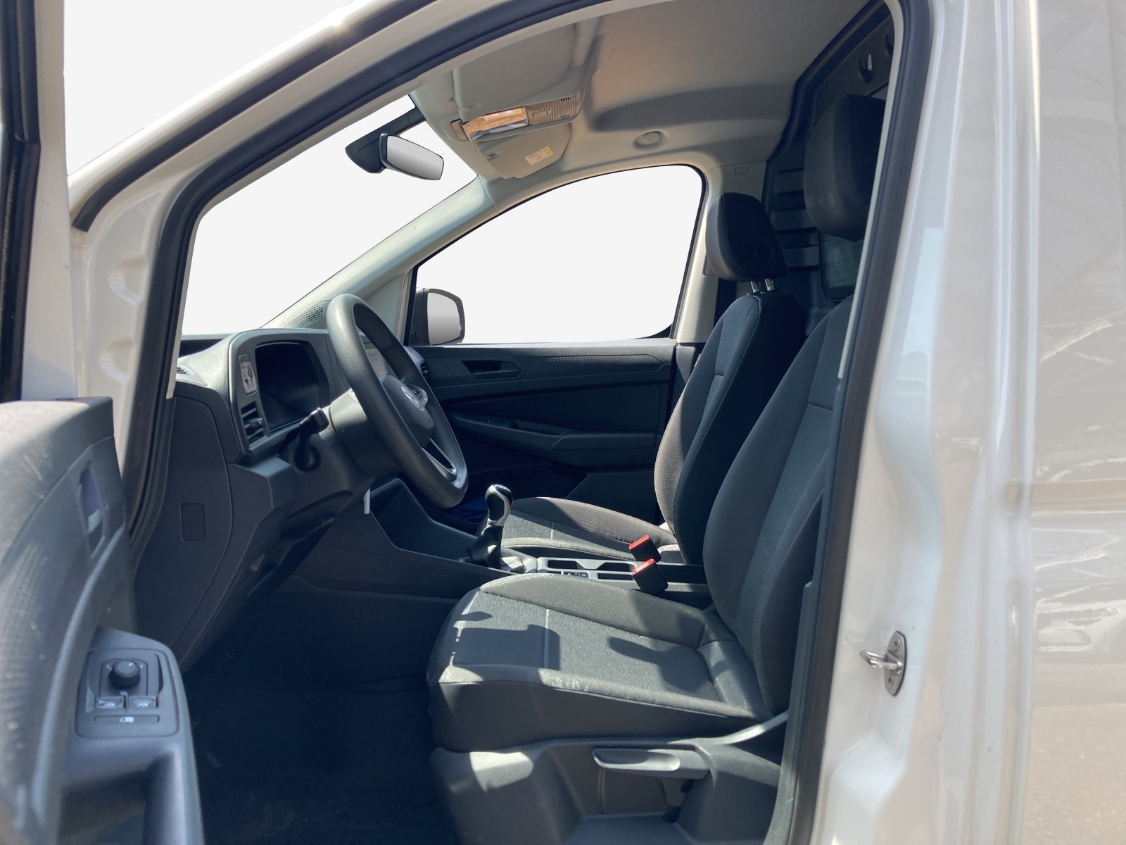 VW Caddy Cargo 2.0TDI Maxi 4Motion-image-7
