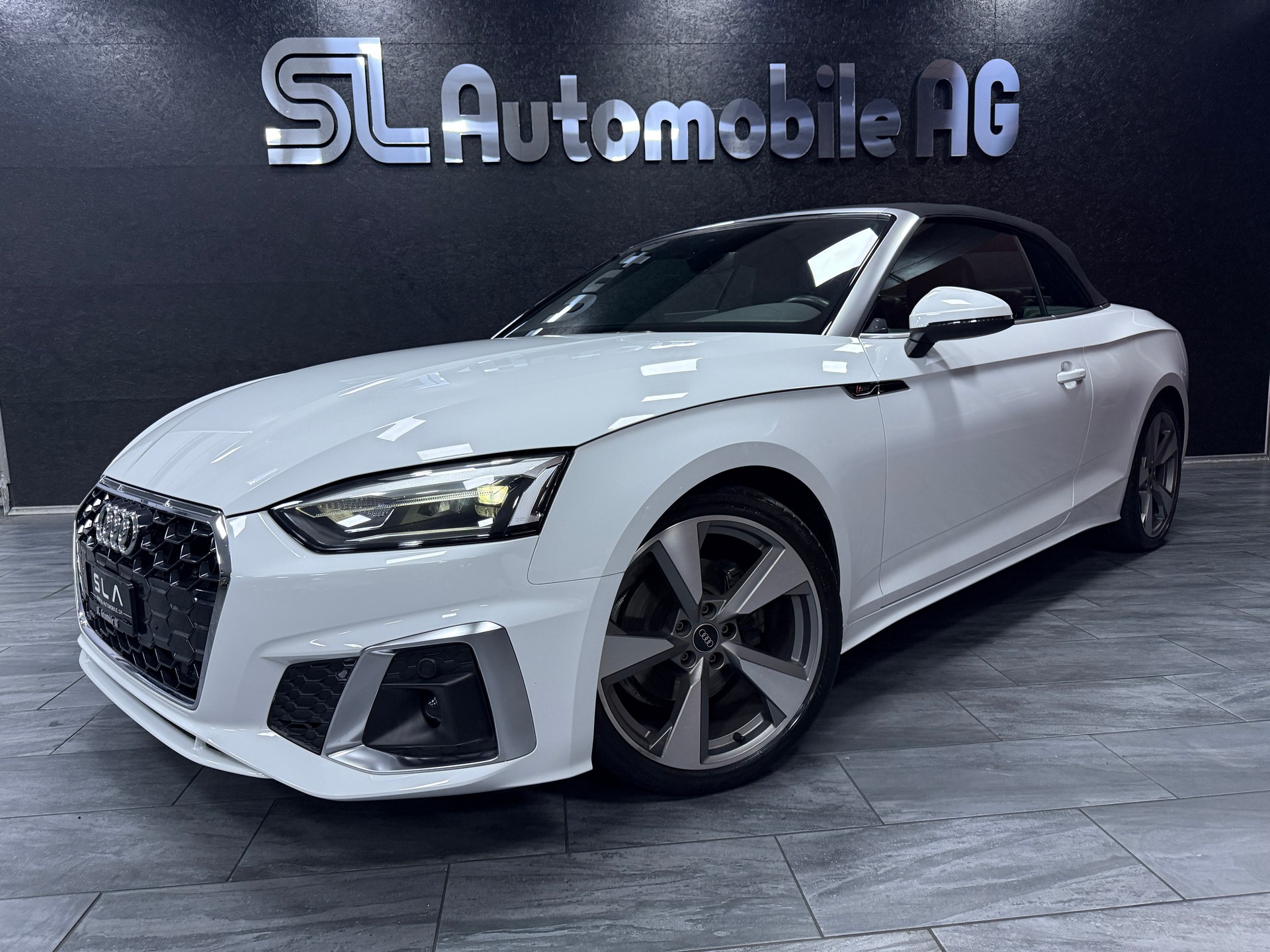 AUDI A5 Cabriolet 2.0 TDI S-Line S-tronic-showroom-element-1