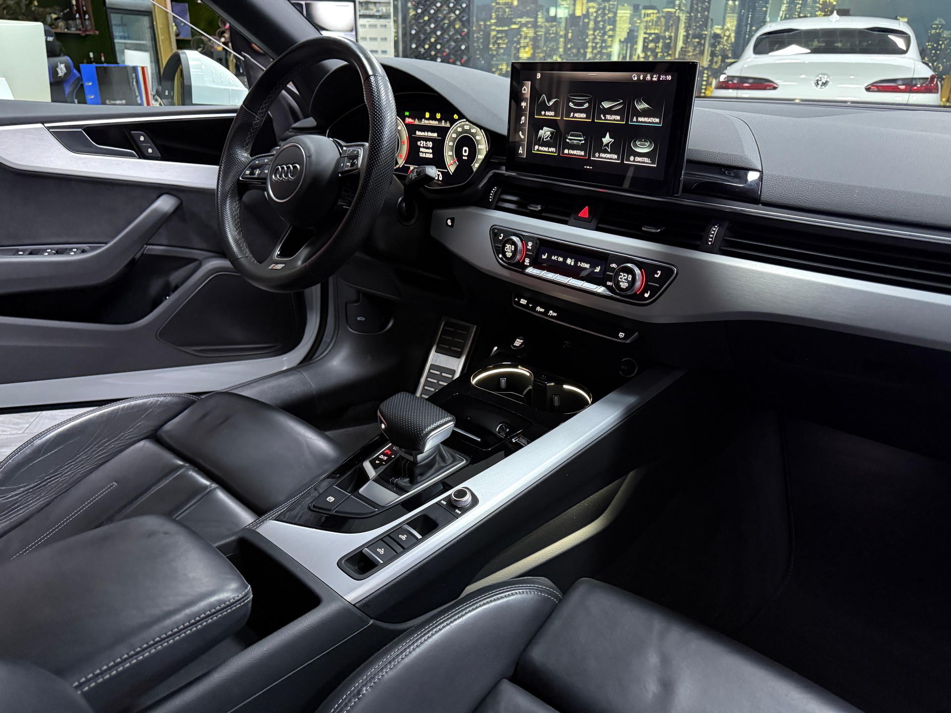 AUDI A5 Cabriolet 2.0 TDI S-Line S-tronic-image-14