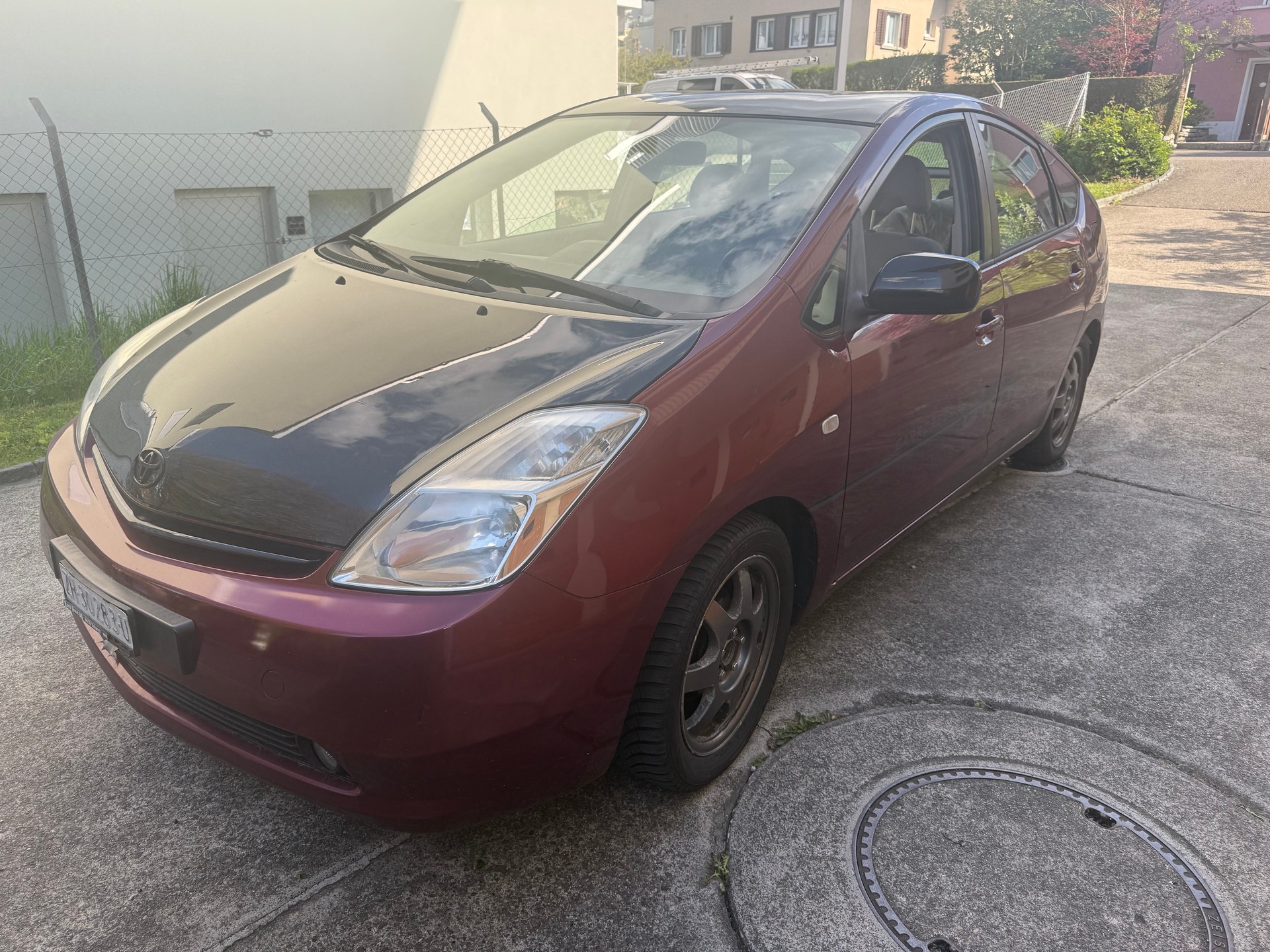 TOYOTA Prius 1.5 16V Hybrid