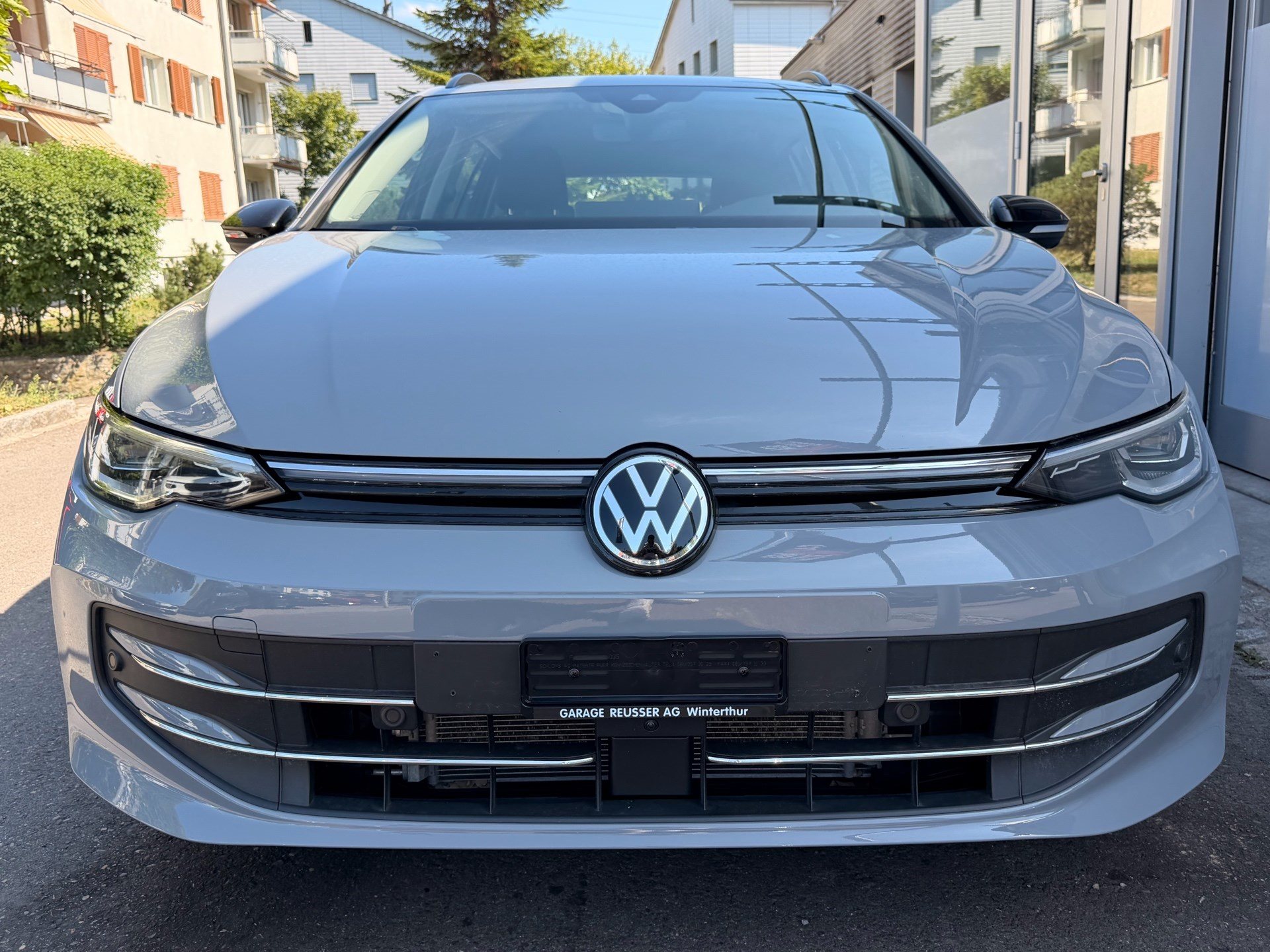 VW Golf Variant 1.5 eTSI DSG 150 PS GOAL *** ANHÄNGEKUPPLUNG & 5 JAHRE VW WERKSGARANTIE ***-showroom-element-1