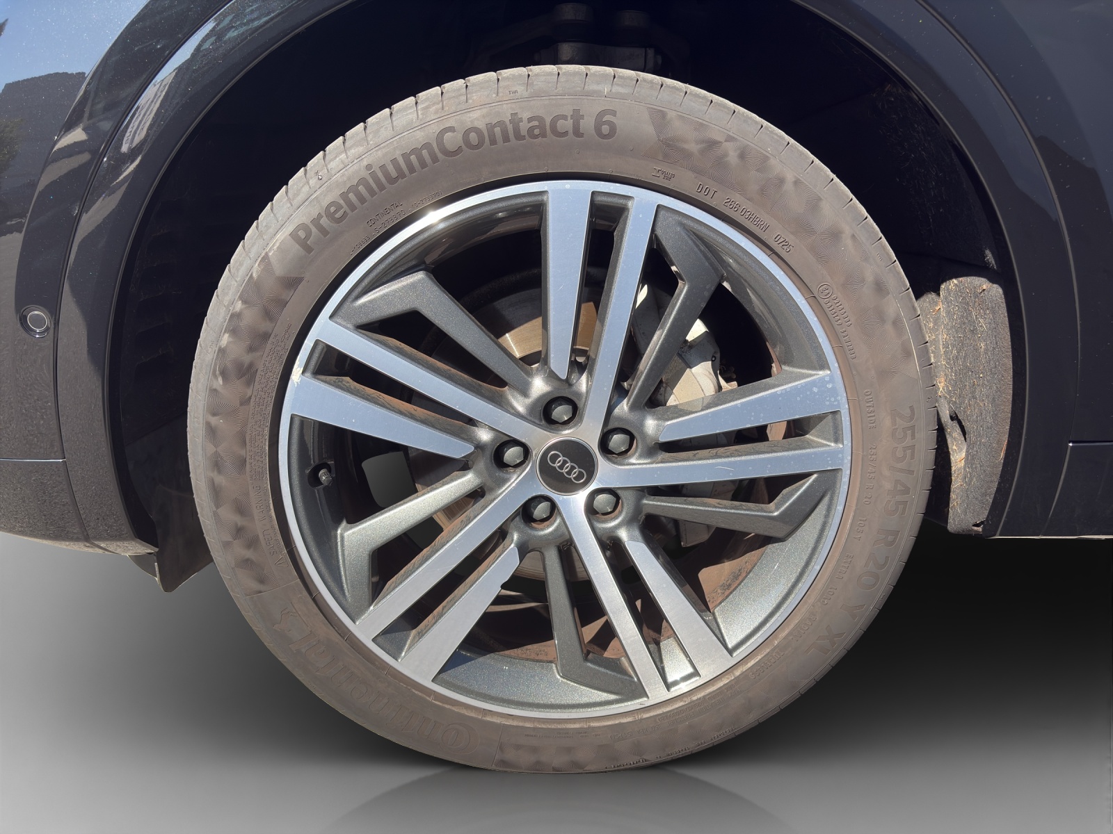 AUDI Q5 Sportback 40 TDI Blackedition quattro S-tronic-image-14