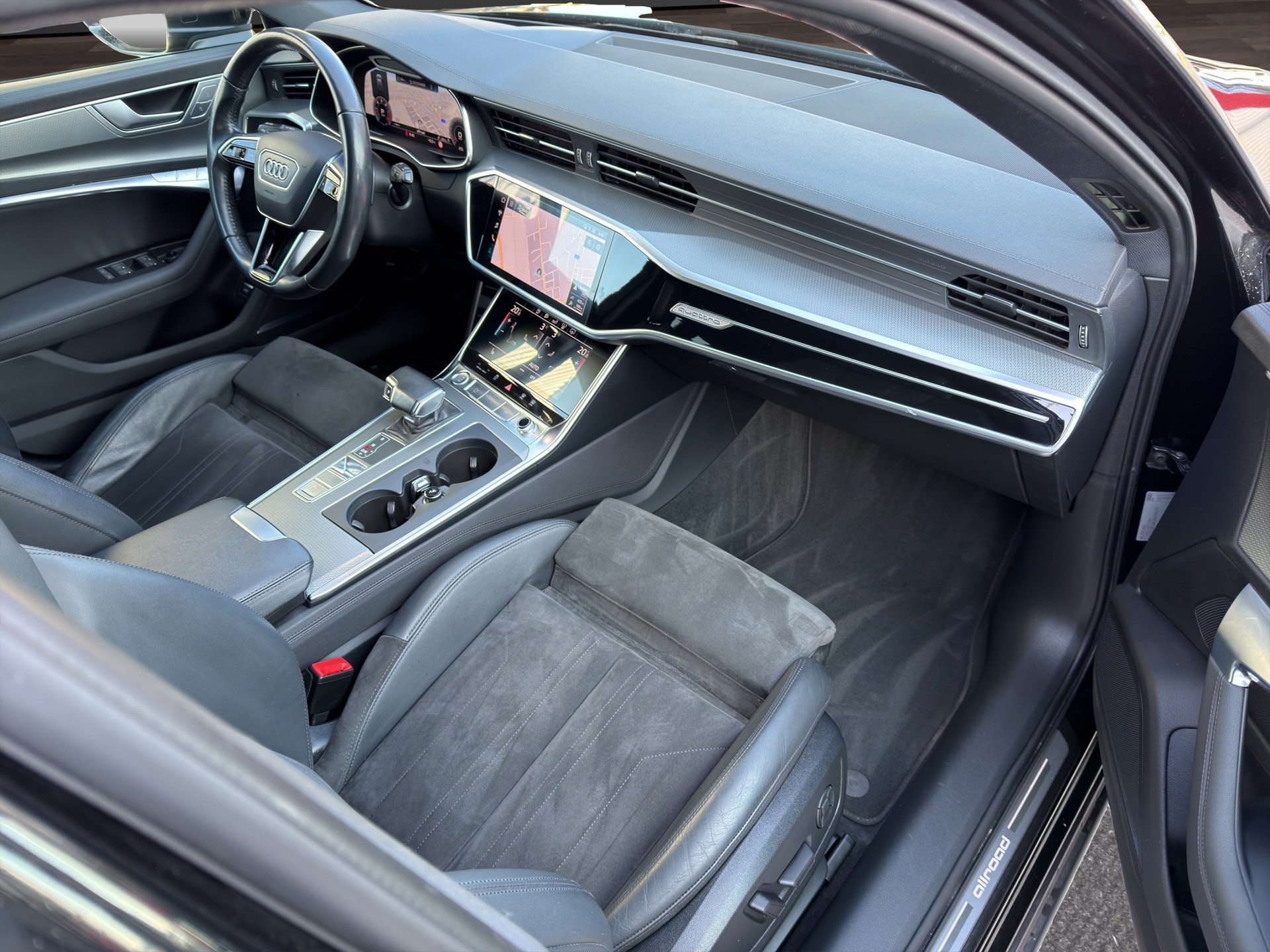 AUDI A6 allroad 45 TDI quattro tiptronic-image-14