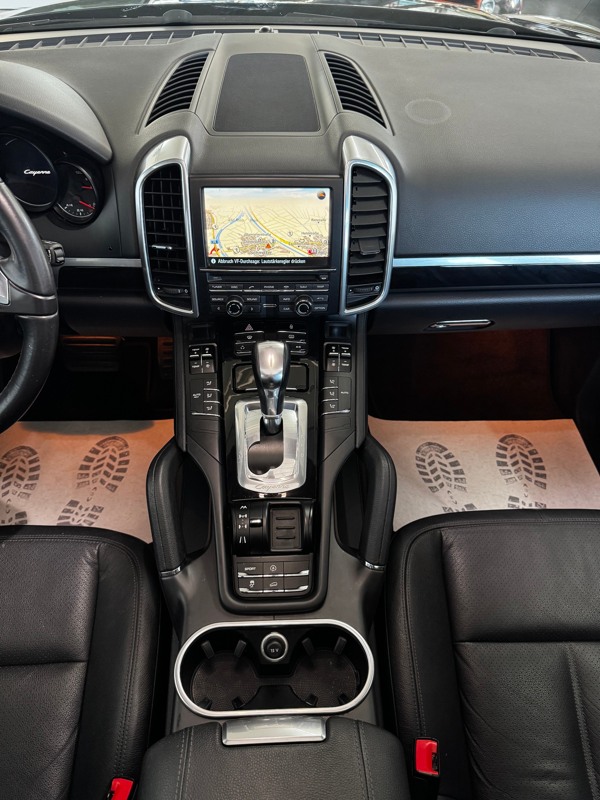 PORSCHE Cayenne Diesel-image-15