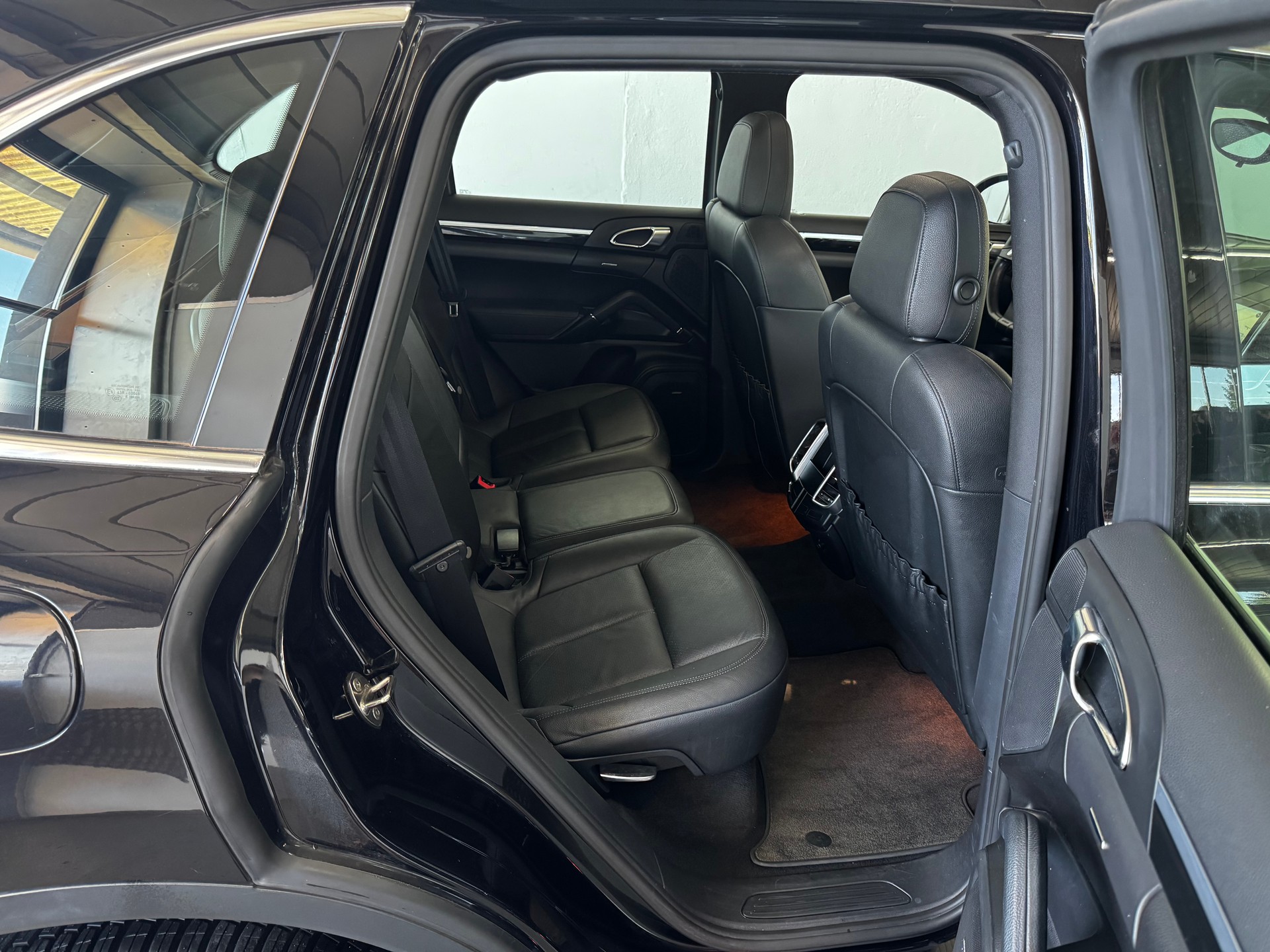 PORSCHE Cayenne Diesel-image-22