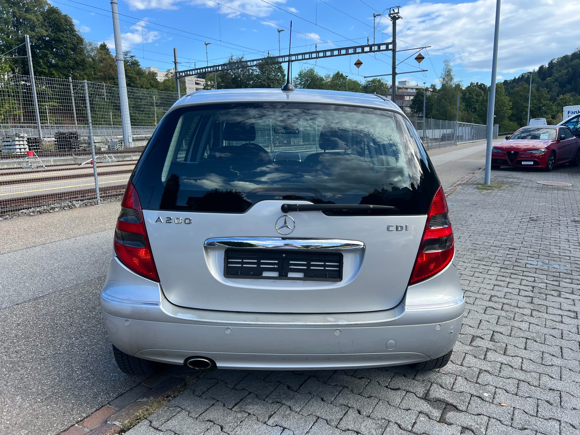 MERCEDES-BENZ A 200 CDI Avantgarde-showroom-element-3