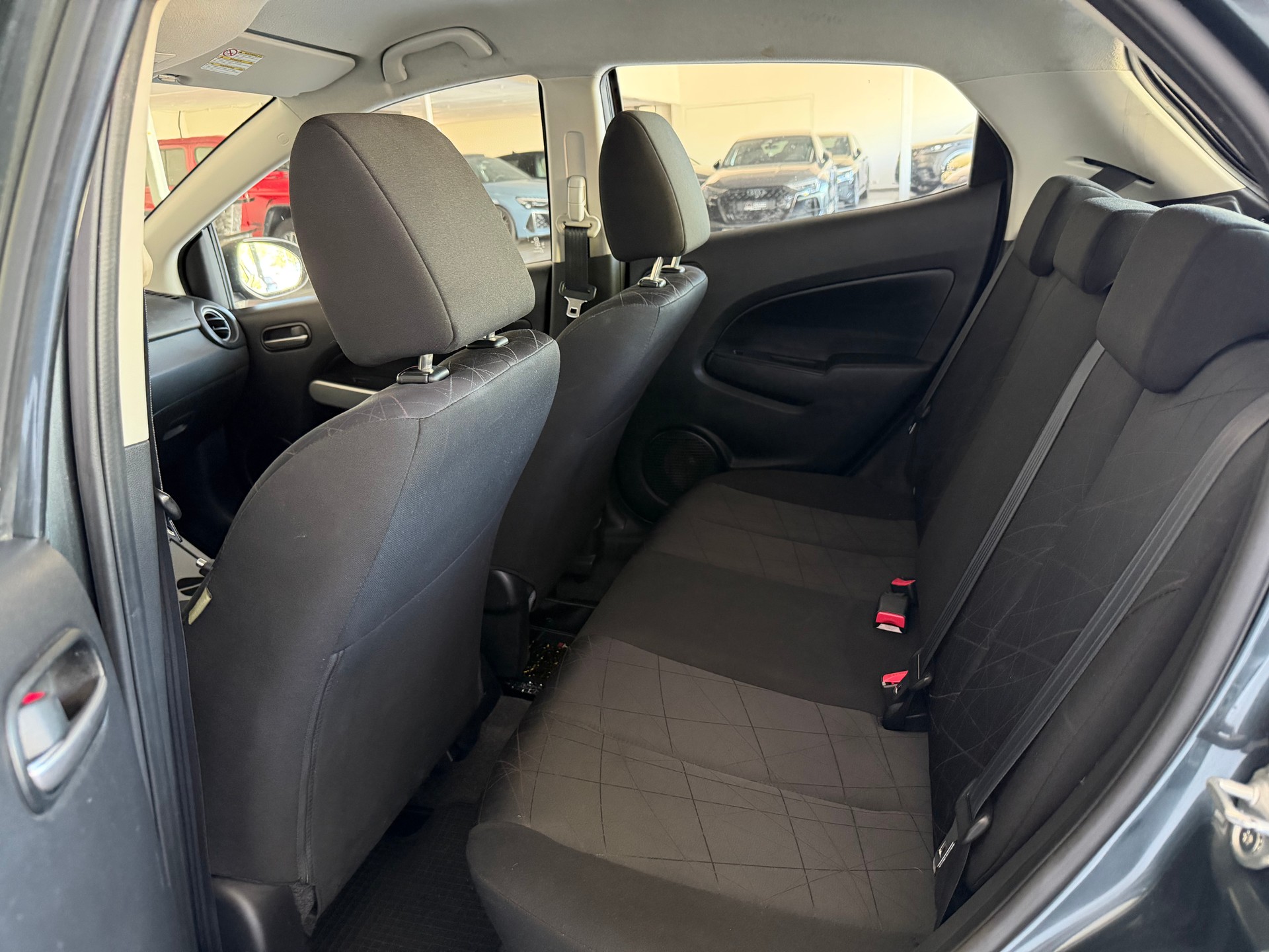 MAZDA 2 1.5i 16V Exclusive Automatic-image-8