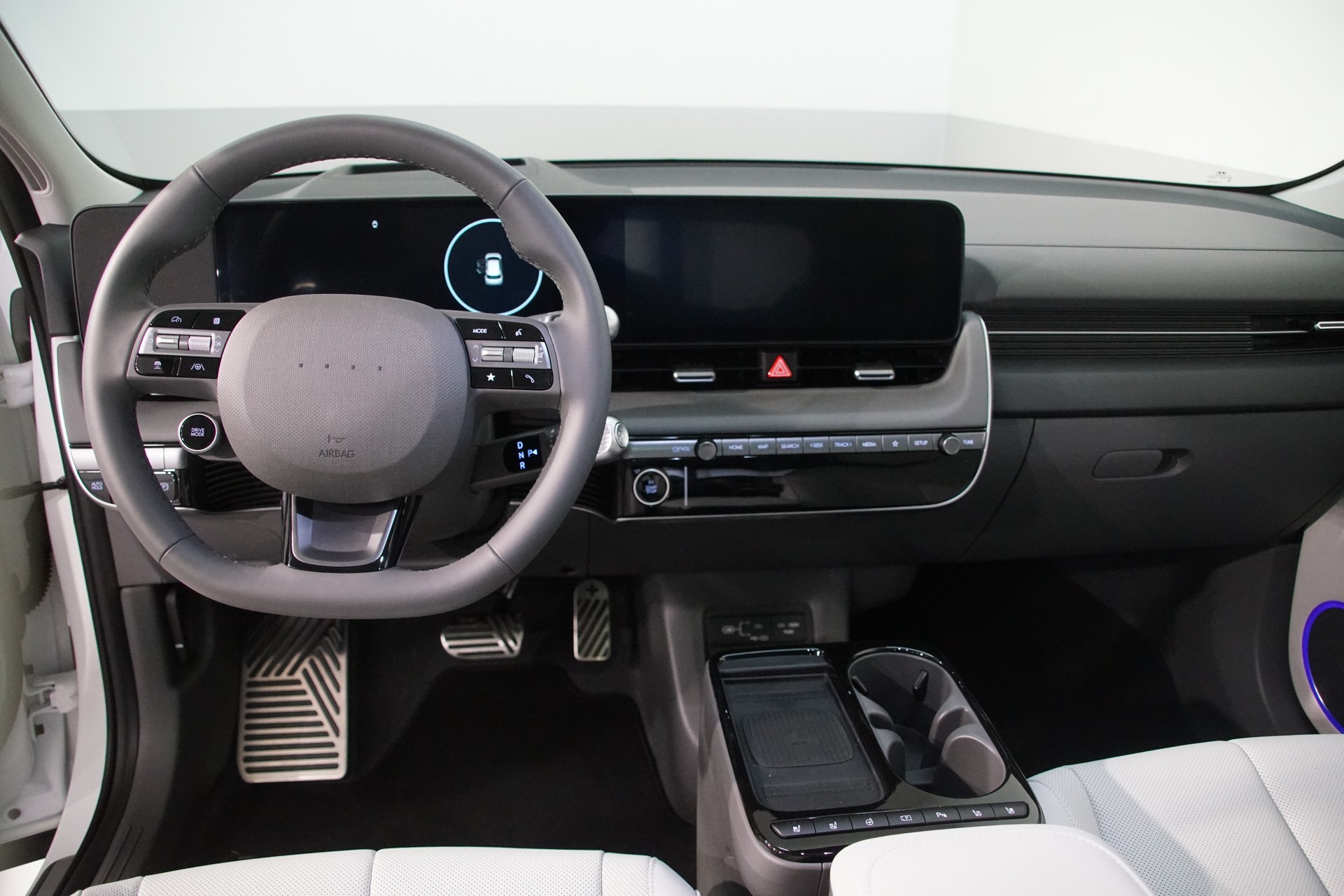 HYUNDAI Ioniq 5 Vertex 84kWh 4WD +swiss+ MY25-image-16