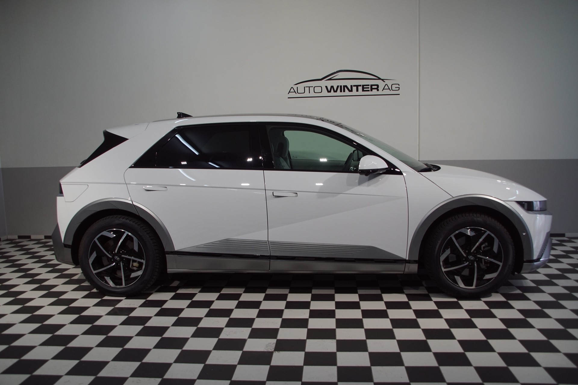 HYUNDAI Ioniq 5 Vertex 84kWh 4WD +swiss+ MY25-image-7
