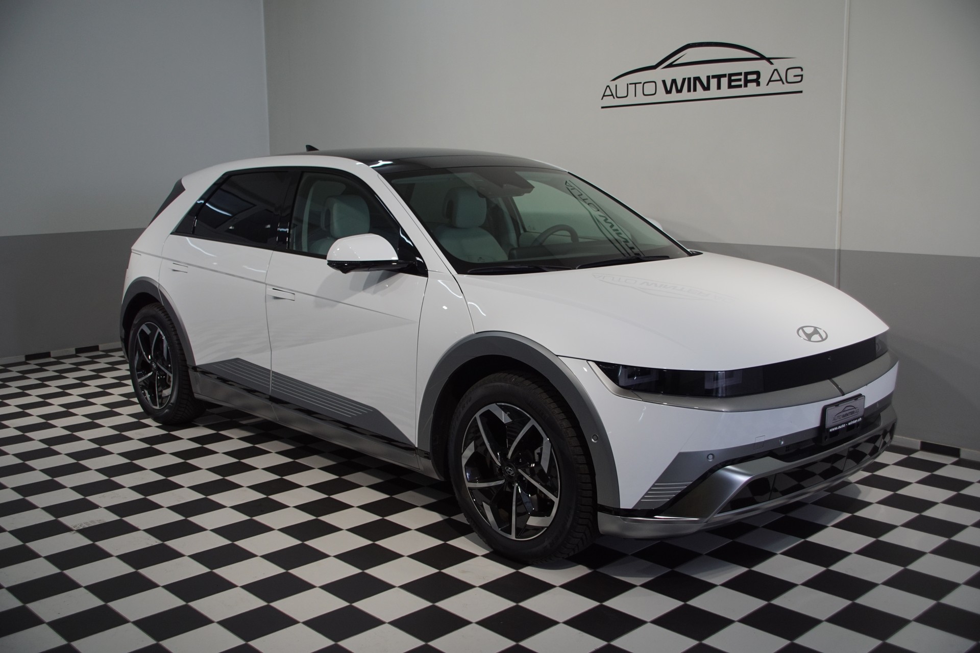 HYUNDAI Ioniq 5 Vertex 84kWh 4WD +swiss+ MY25-showroom-element-3