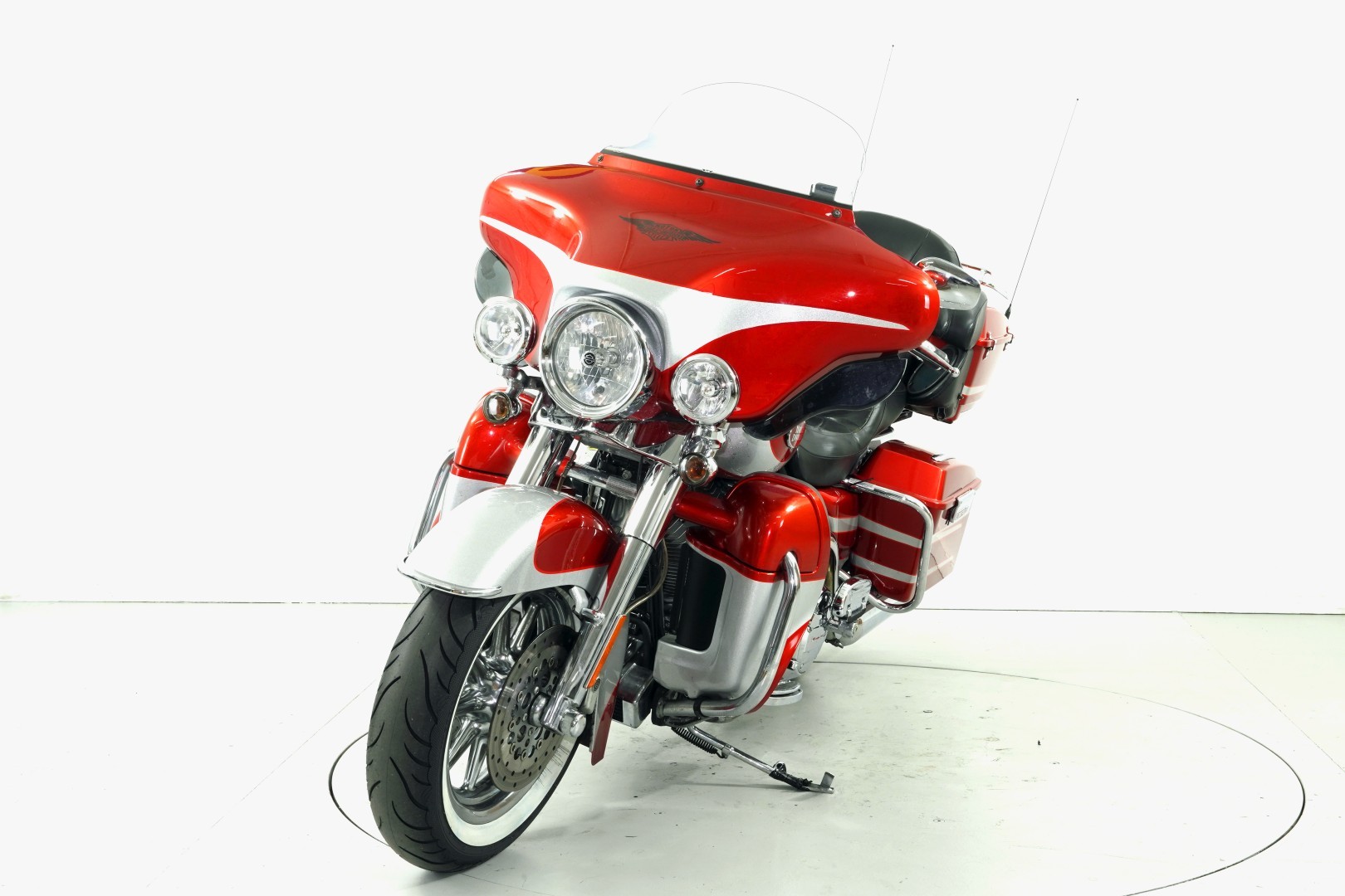 HARLEY-DAVIDSON FLHTCUSE3 ABS-image-2