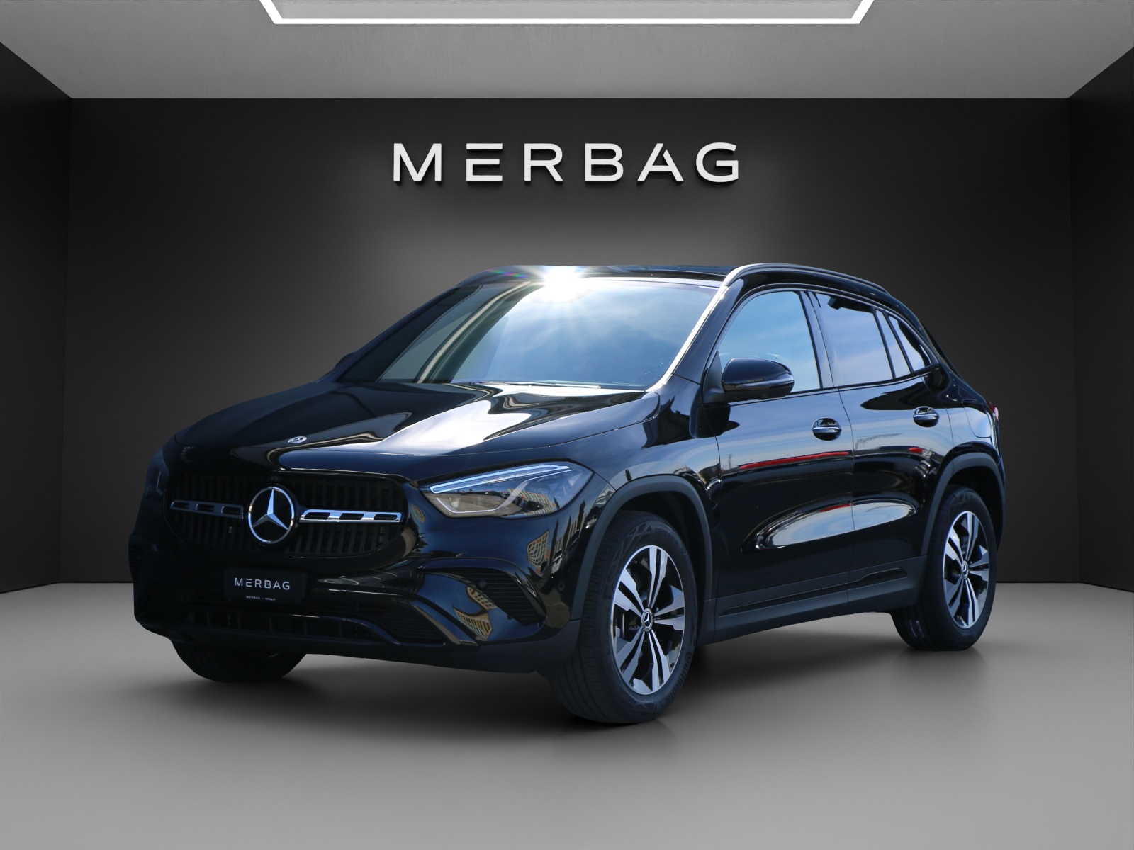MERCEDES-BENZ GLA 200 Night Star