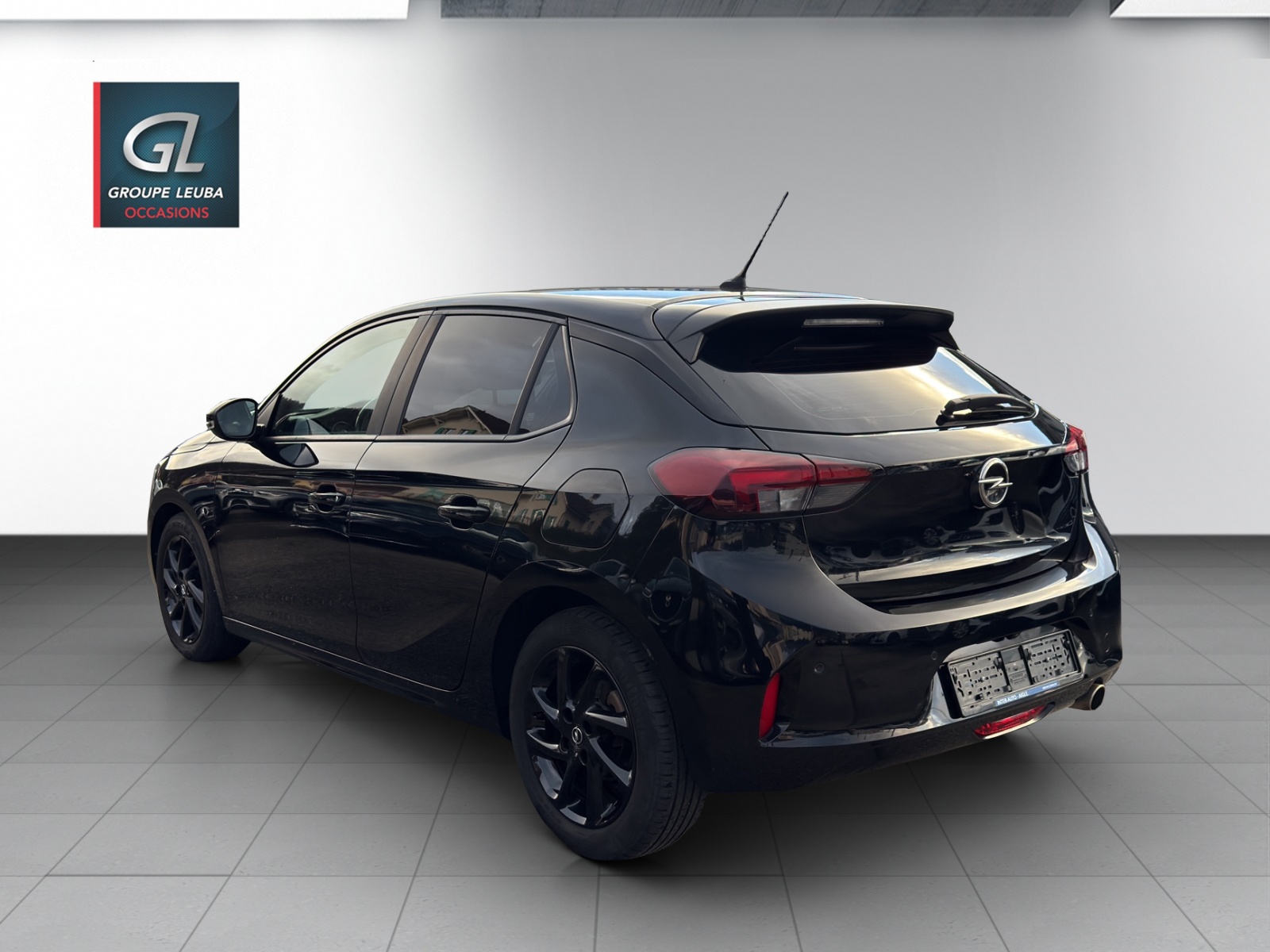 OPEL Corsa 1.2 TP Edition-showroom-element-3