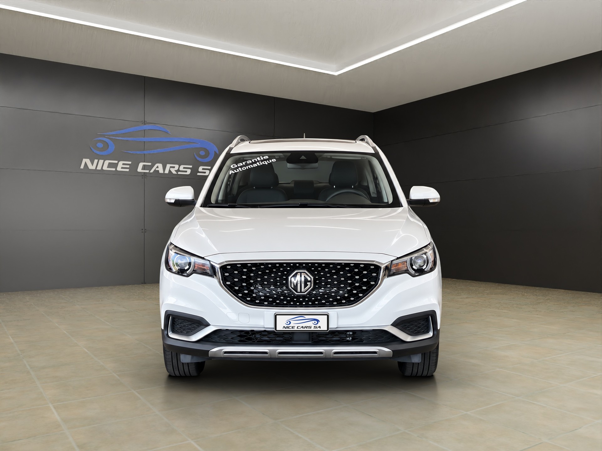 MG MG ZS EV-showroom-element-2
