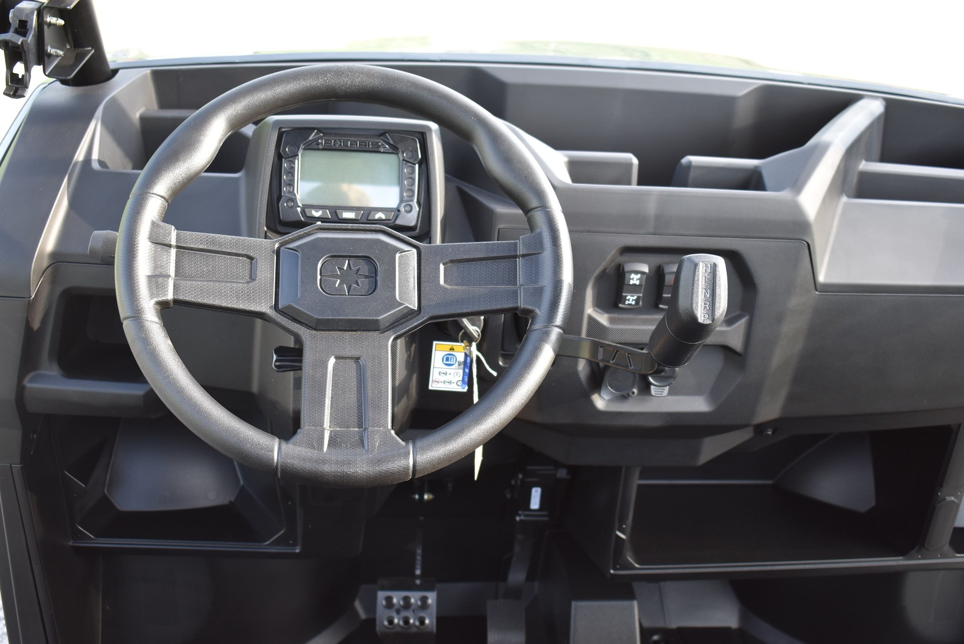 POLARIS Ranger 500 EFI 4x4-image-9