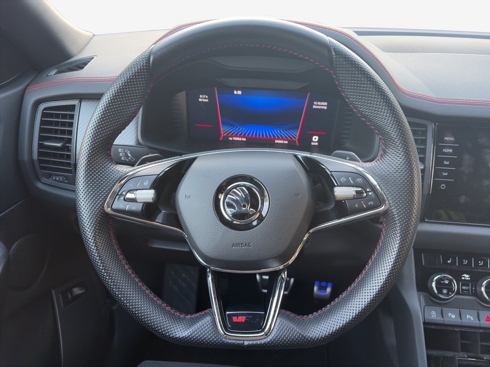 SKODA Kodiaq 2.0 TSI 4x4 RS-image-9