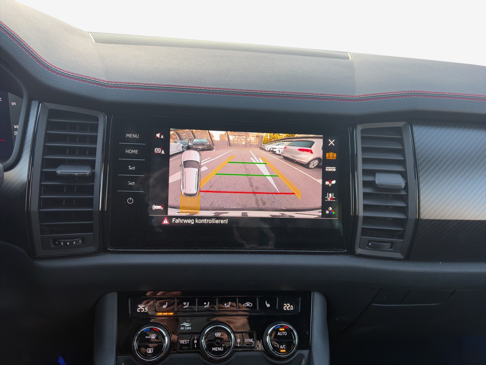SKODA Kodiaq 2.0 TSI 4x4 RS-image-15
