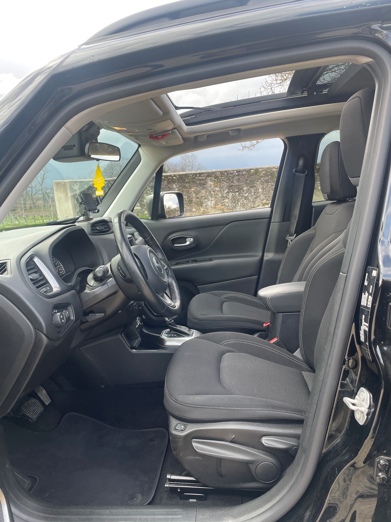 JEEP Renegade 1.3 GSE Turbo Limited-image-9