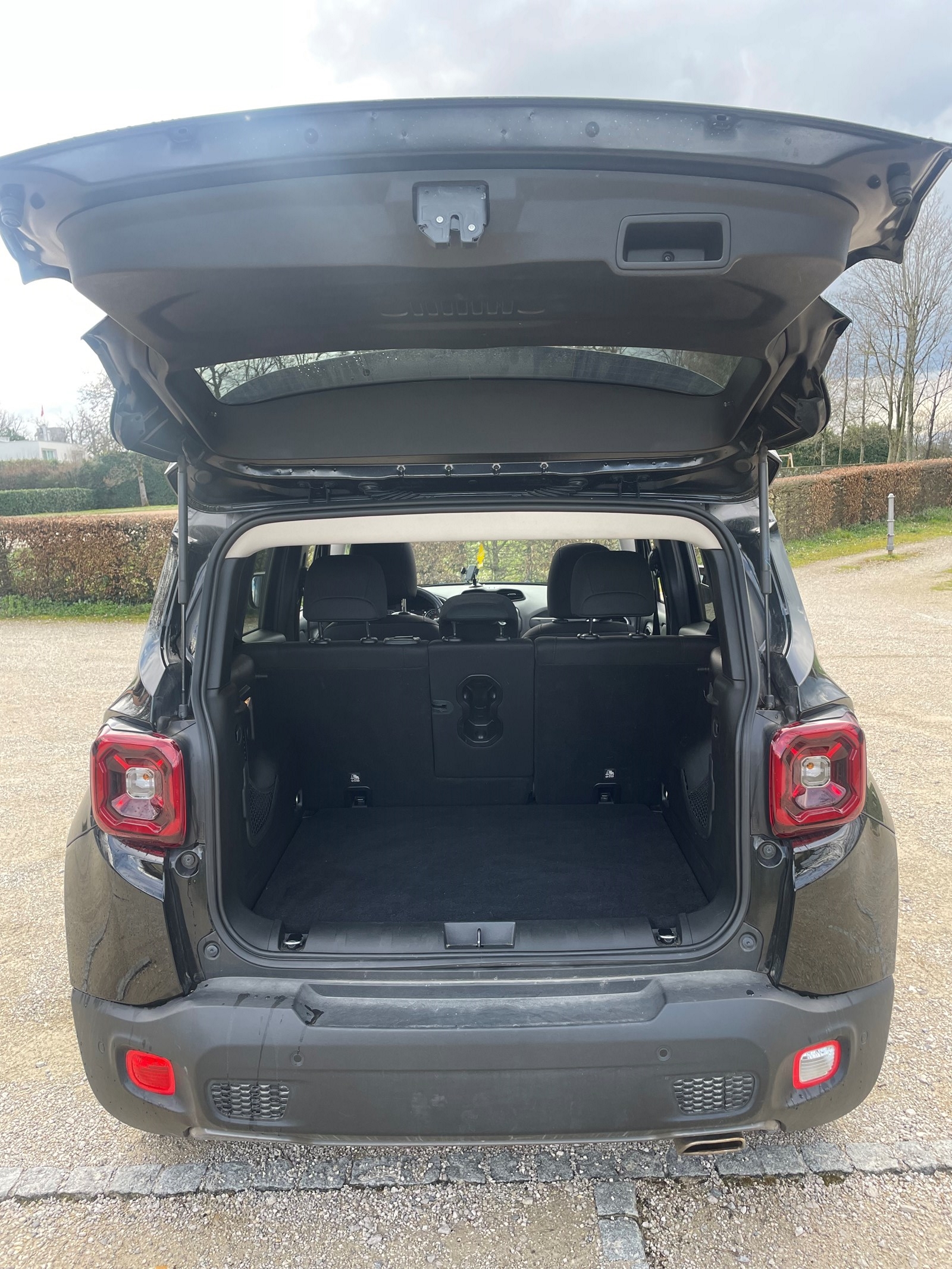 JEEP Renegade 1.3 GSE Turbo Limited-image-6