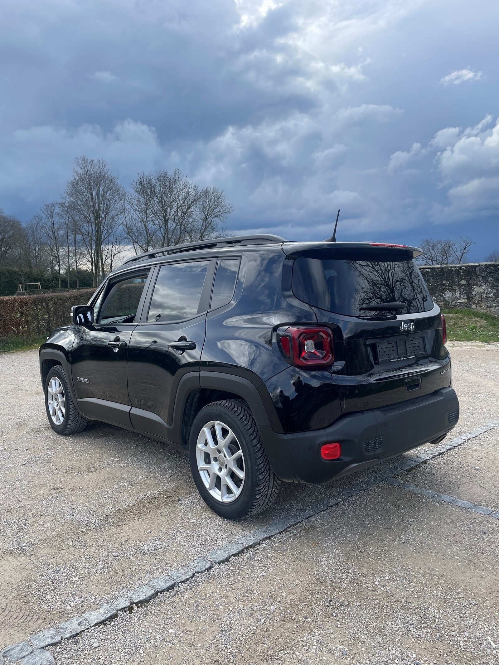 JEEP Renegade 1.3 GSE Turbo Limited-image-4