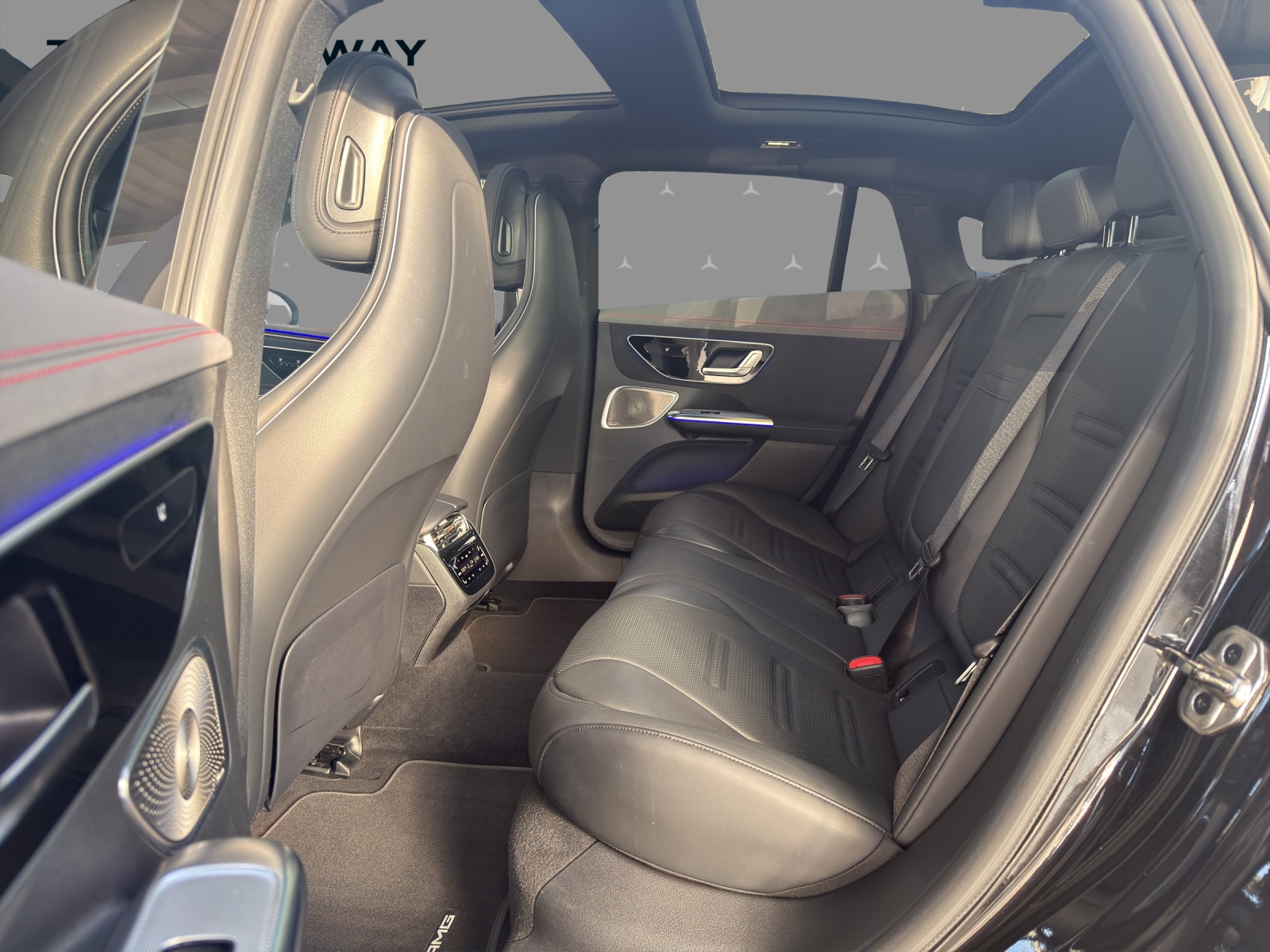 MERCEDES-BENZ EQE 43 AMG 4 Matic-image-15
