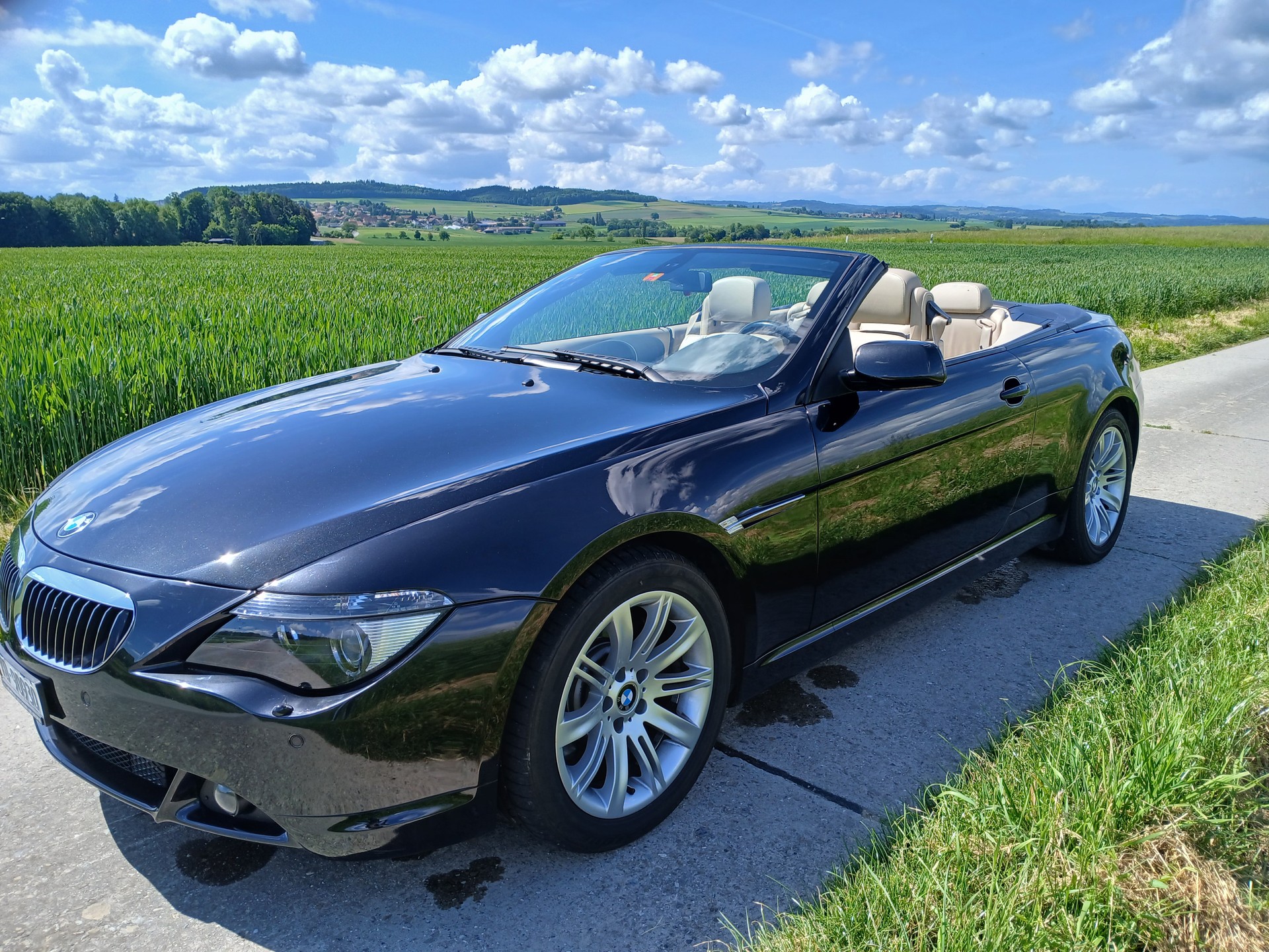 BMW 645 CI-image-5
