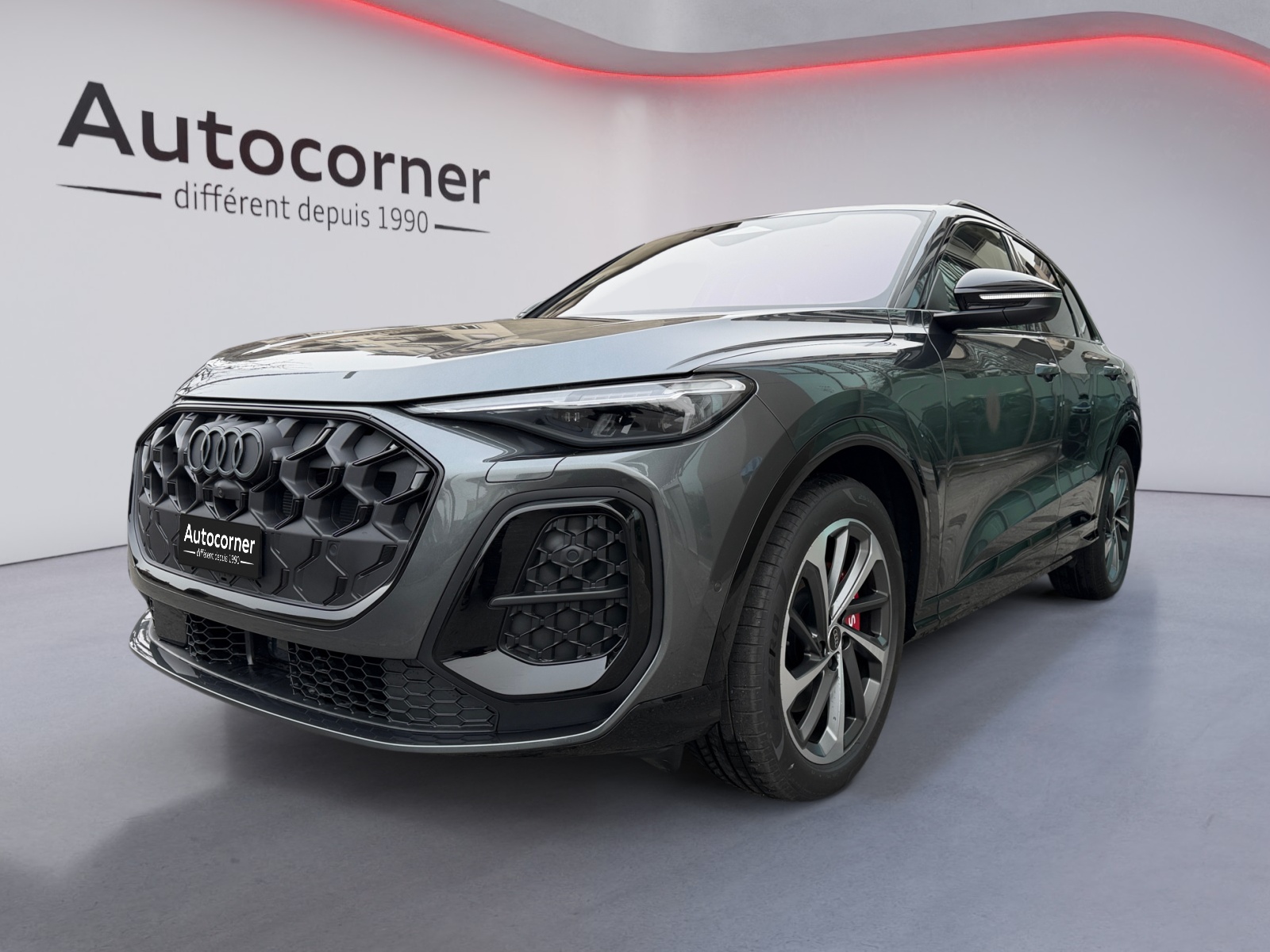 AUDI SQ5 TFSI quattro S-tronic-image-1