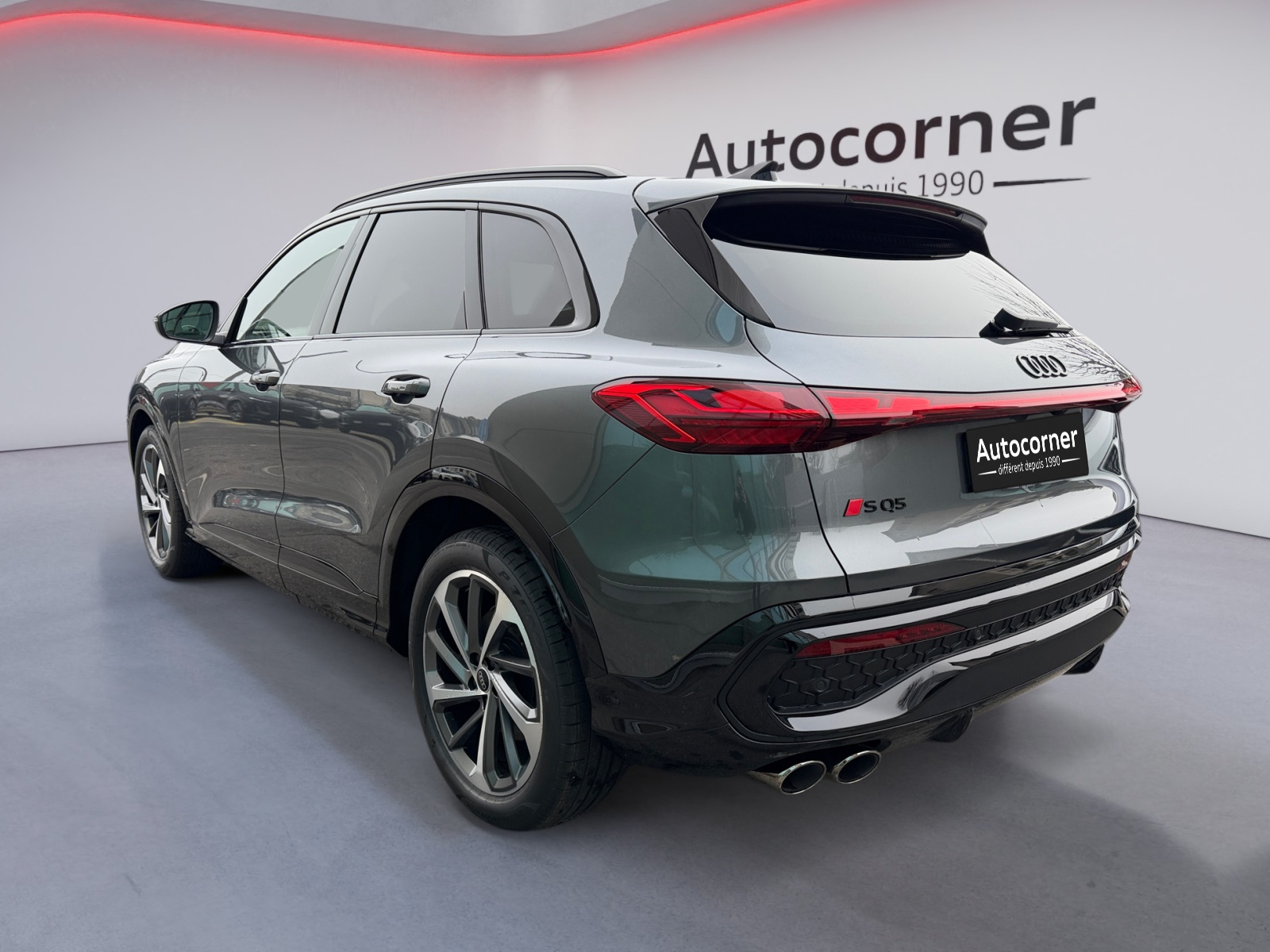 AUDI SQ5 TFSI quattro S-tronic-image-2