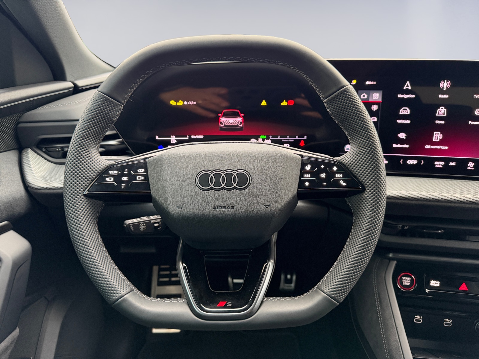 AUDI SQ5 TFSI quattro S-tronic-image-9